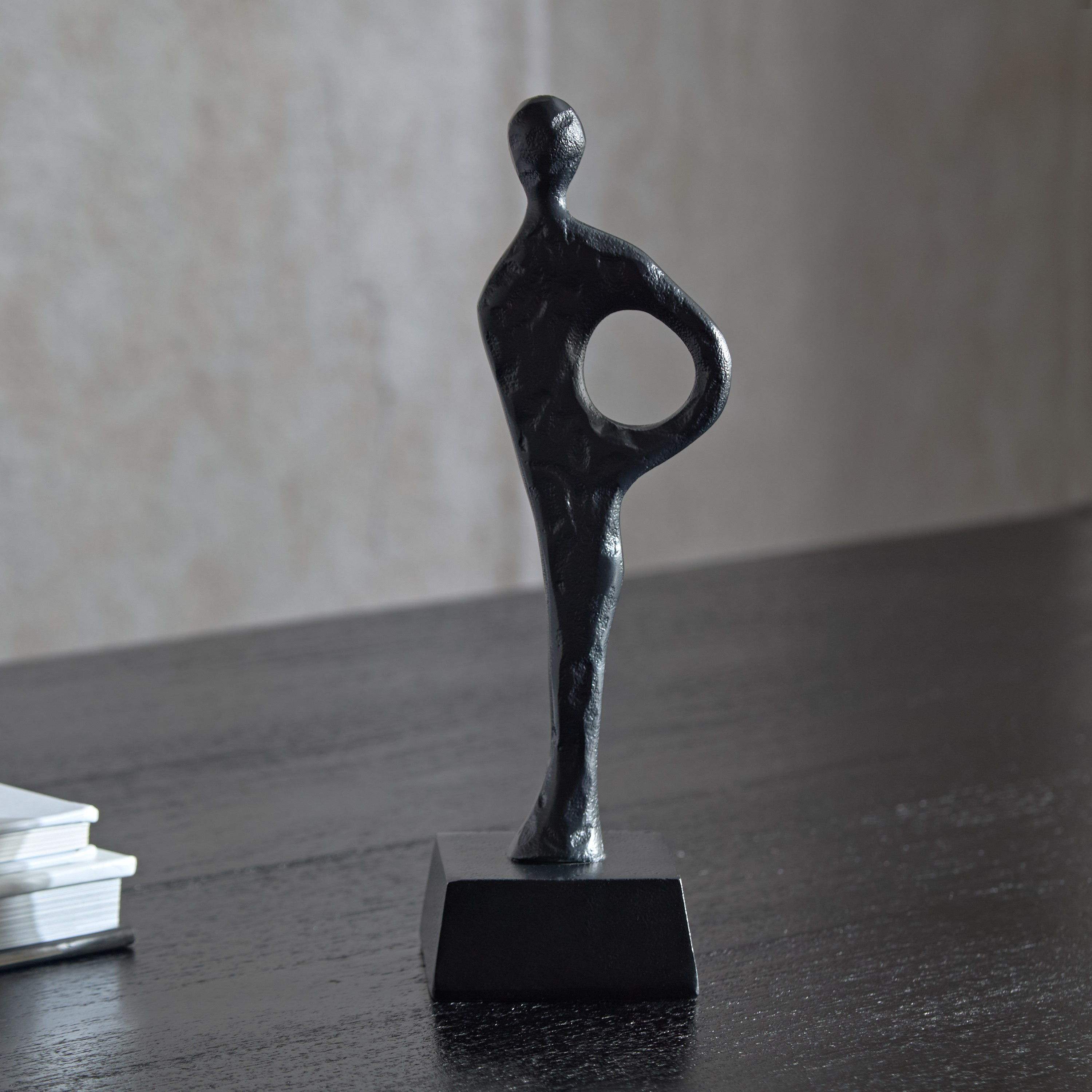 تمثال ألومنيوم من ليت- 7x7x24 سم-hbxhomeware-homedecor-figurinesandornaments-image-2