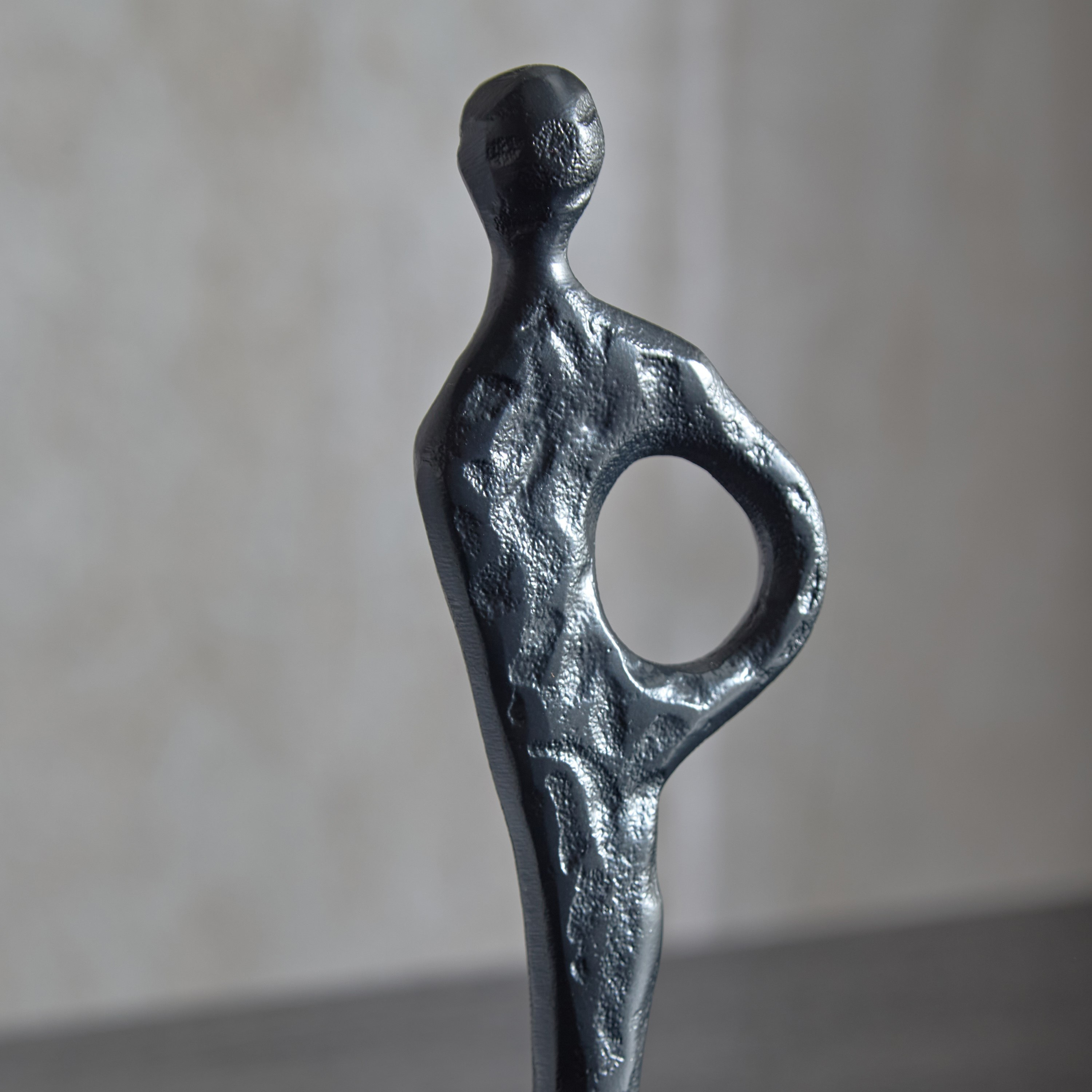 تمثال ألومنيوم من ليت- 7x7x24 سم-hbxhomeware-homedecor-figurinesandornaments-image-3