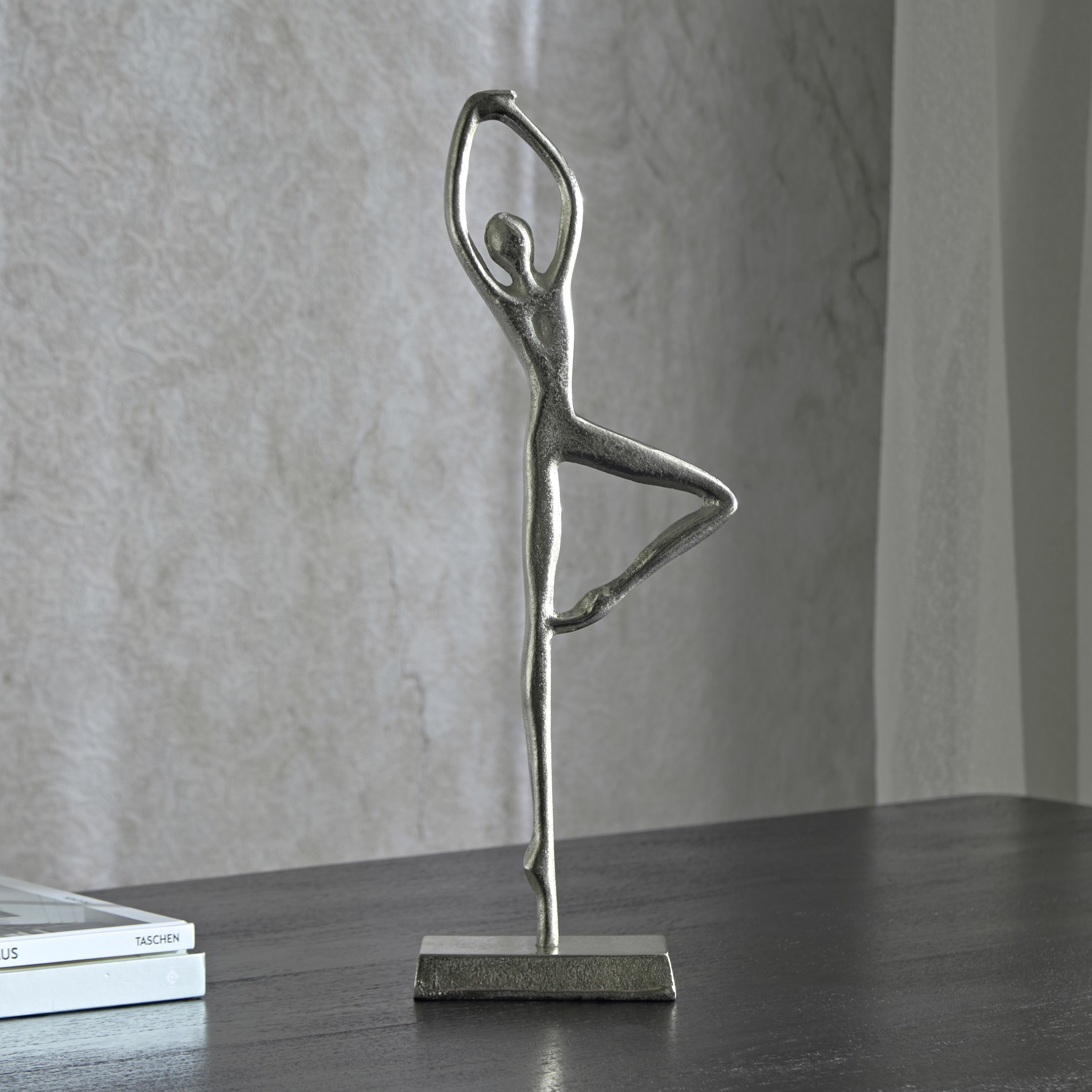 Litt Aluminium Slim Figurine - 15x8x51 cm-hbxhomeware-homedecor-figurinesandornaments-image-2