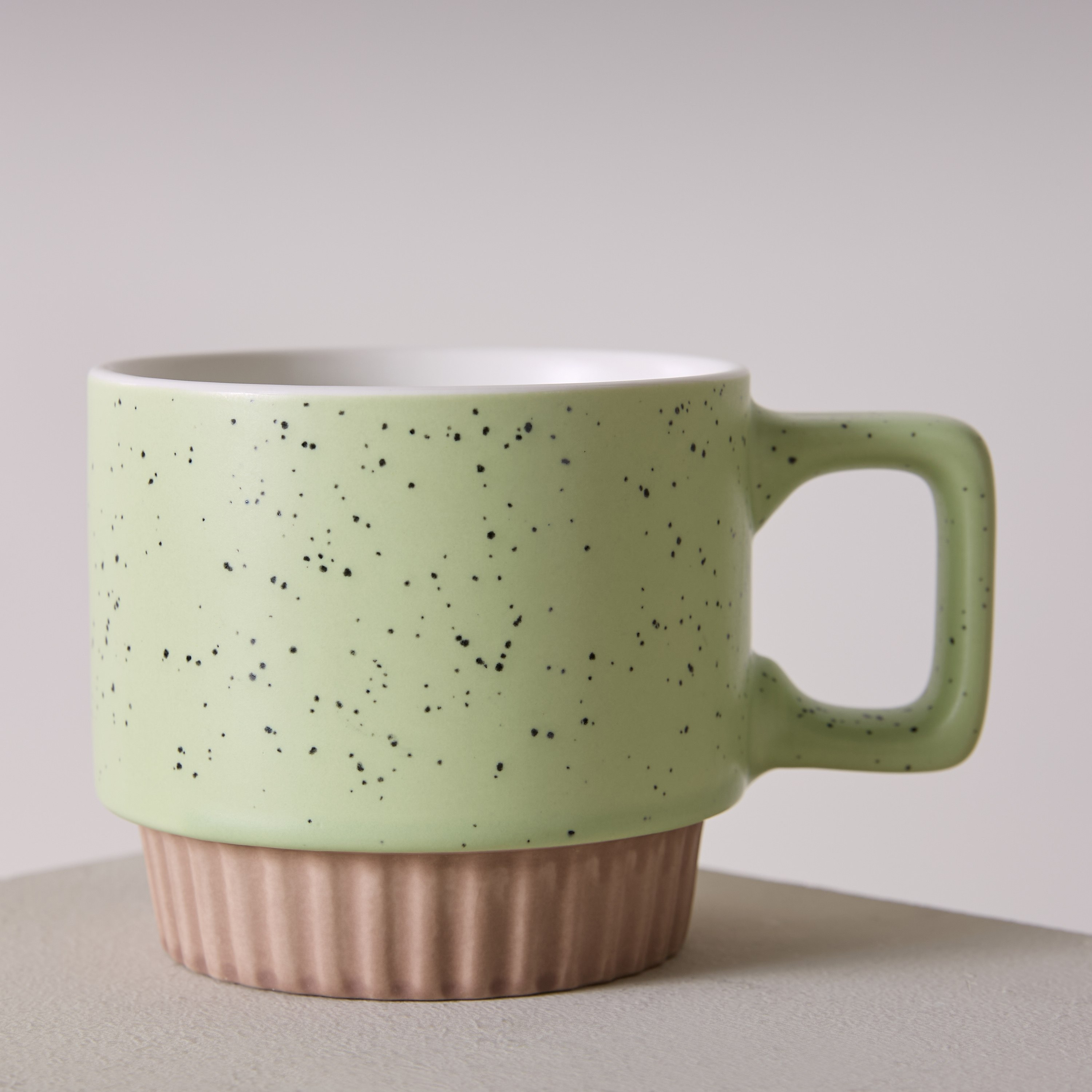 مج قابل للتكديس من إيبوني- 250 مل-hbxhomeware-hbxkitchen-image-1