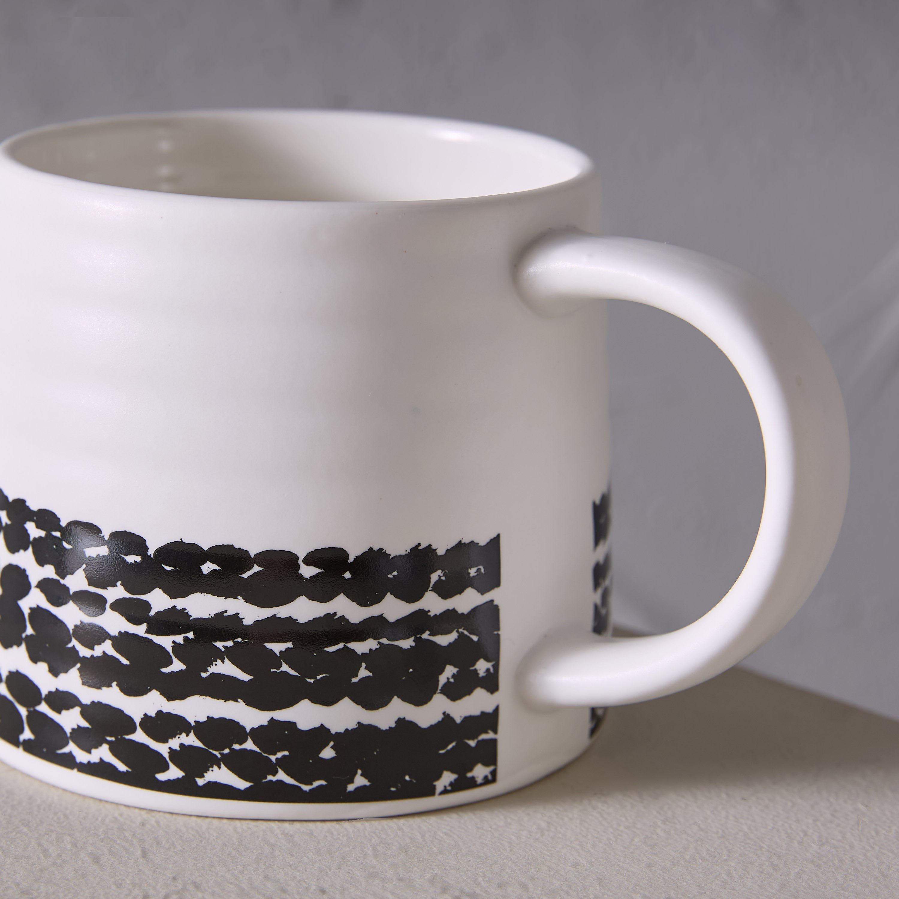 Ebony Tulum Mug - 400 ml-hbxhomeware-hbxkitchen-image-3
