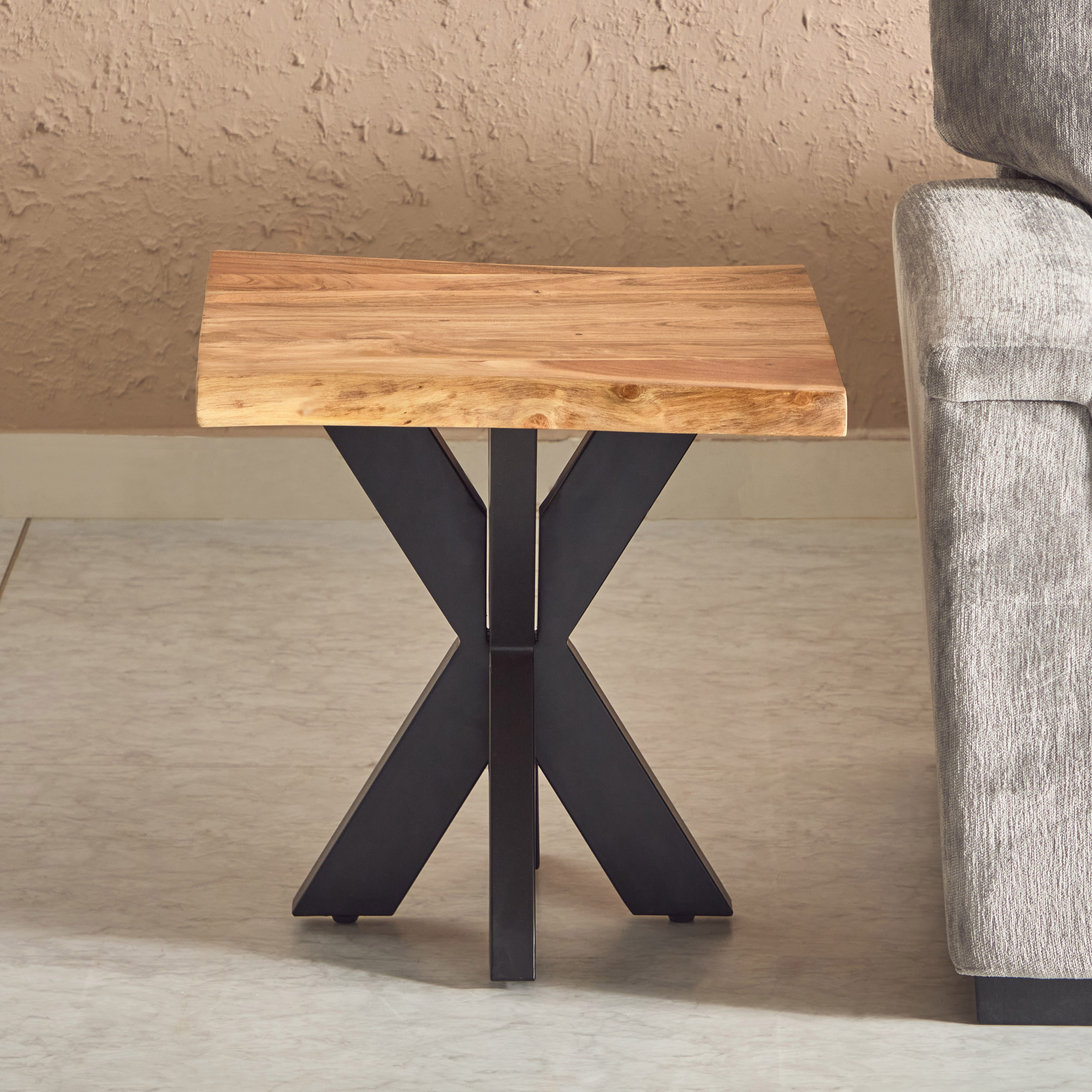 طاولة جانبية من الخشب الصلب - كليفتون من فيندرا-hbxfurniture-livingroom-endtables-image-2