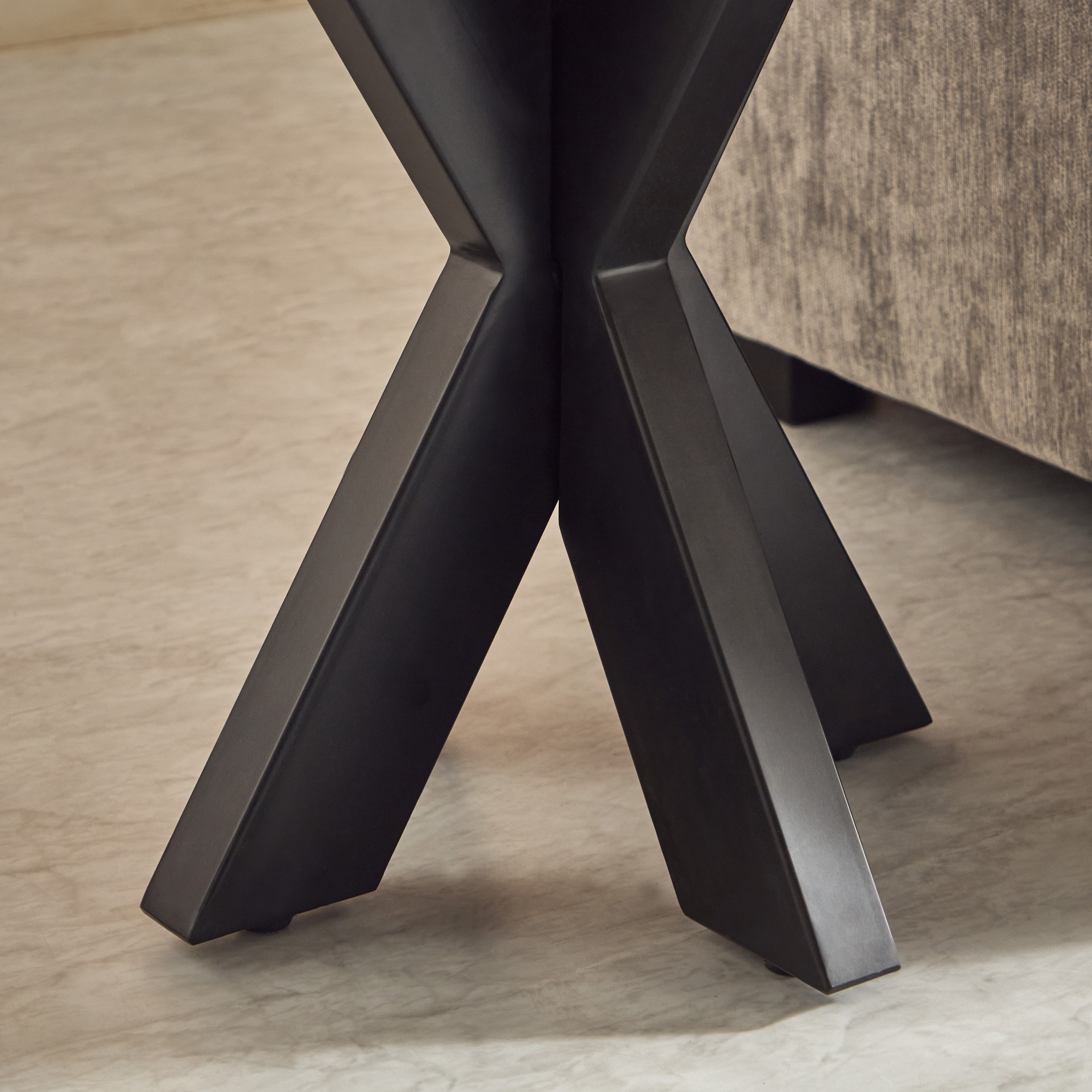 طاولة جانبية من الخشب الصلب - كليفتون من فيندرا-hbxfurniture-livingroom-endtables-image-7