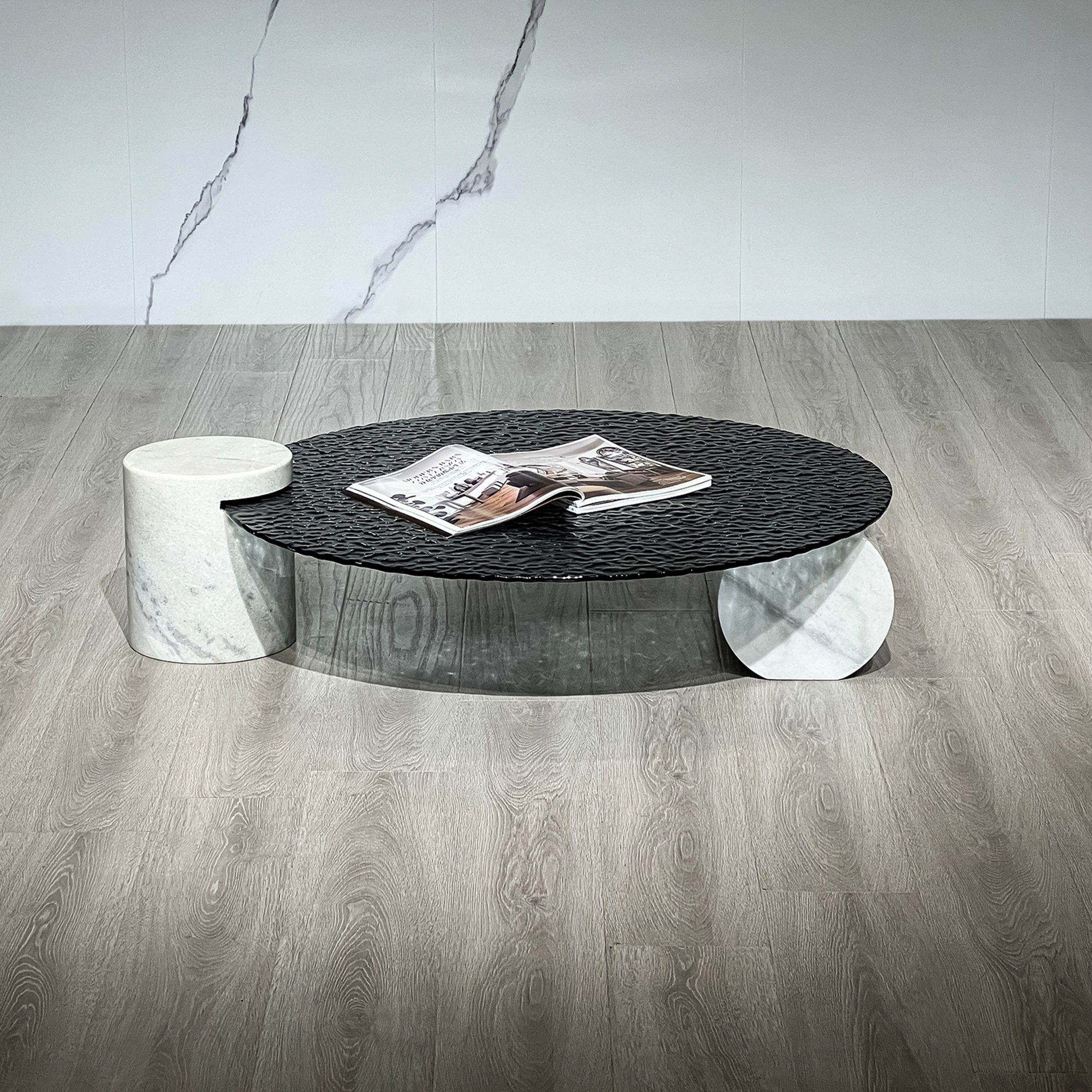 طاولة قهوة بسطح زجاجي وقاعدة رخامية من دلمون-PROMO_HB_AE_HBX10_TH1000_NEW_031025-image-2