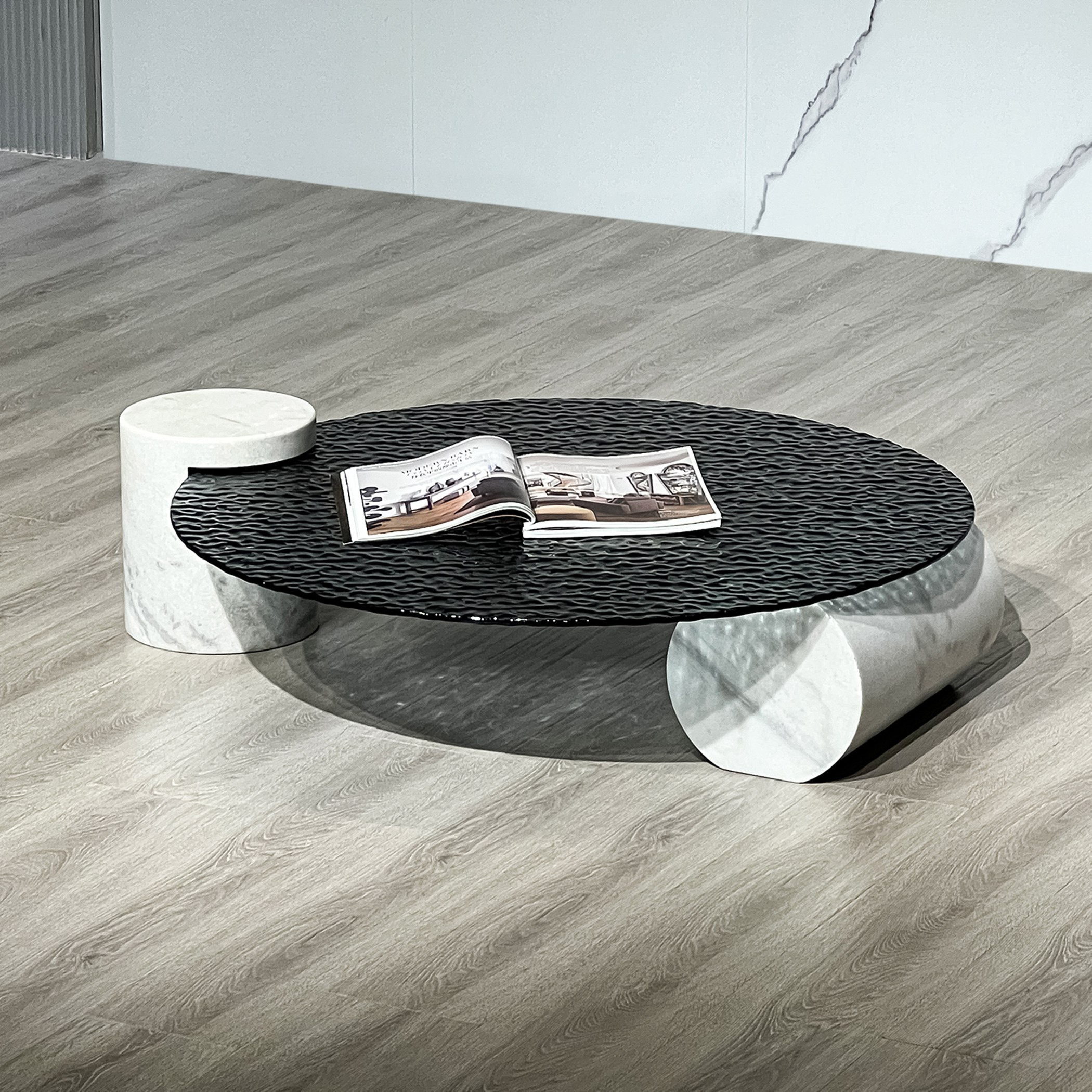 طاولة قهوة بسطح زجاجي وقاعدة رخامية من دلمون-PROMO_HB_AE_HBX10_TH1000_NEW_031025-image-4