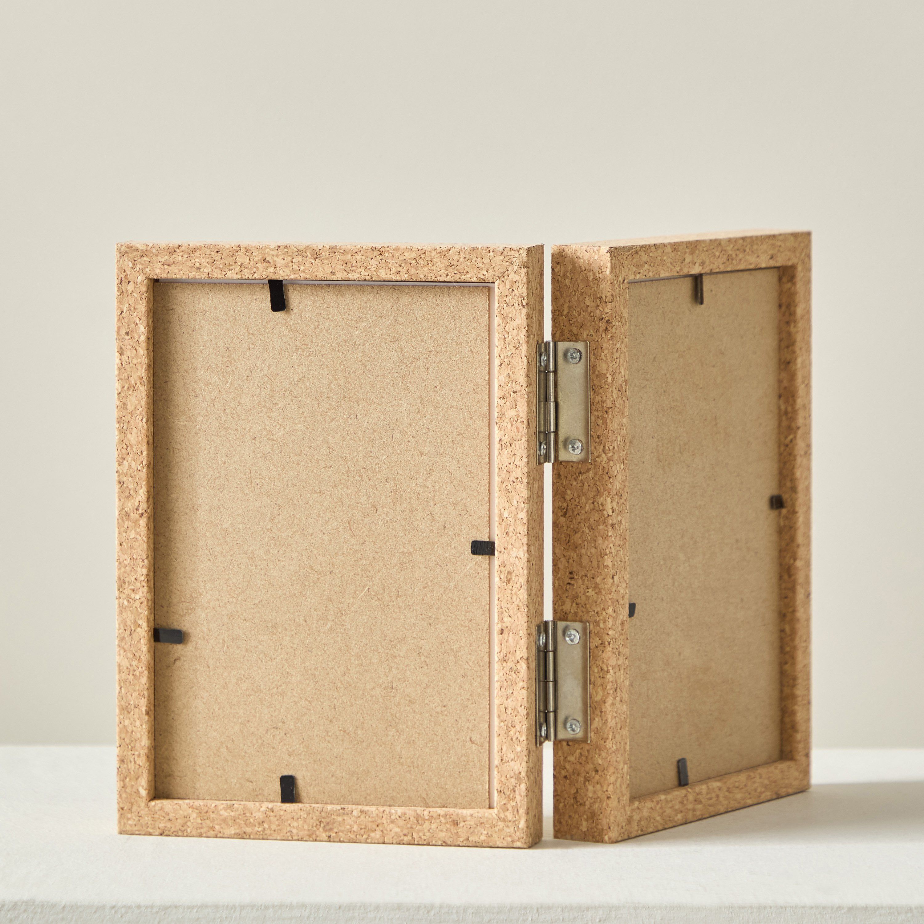 برواز زجاجي لـ2 صورة من صابرينا - 24.5x17x2 سم-hbxbedroom-decorandaccessories-photoframes-image-4
