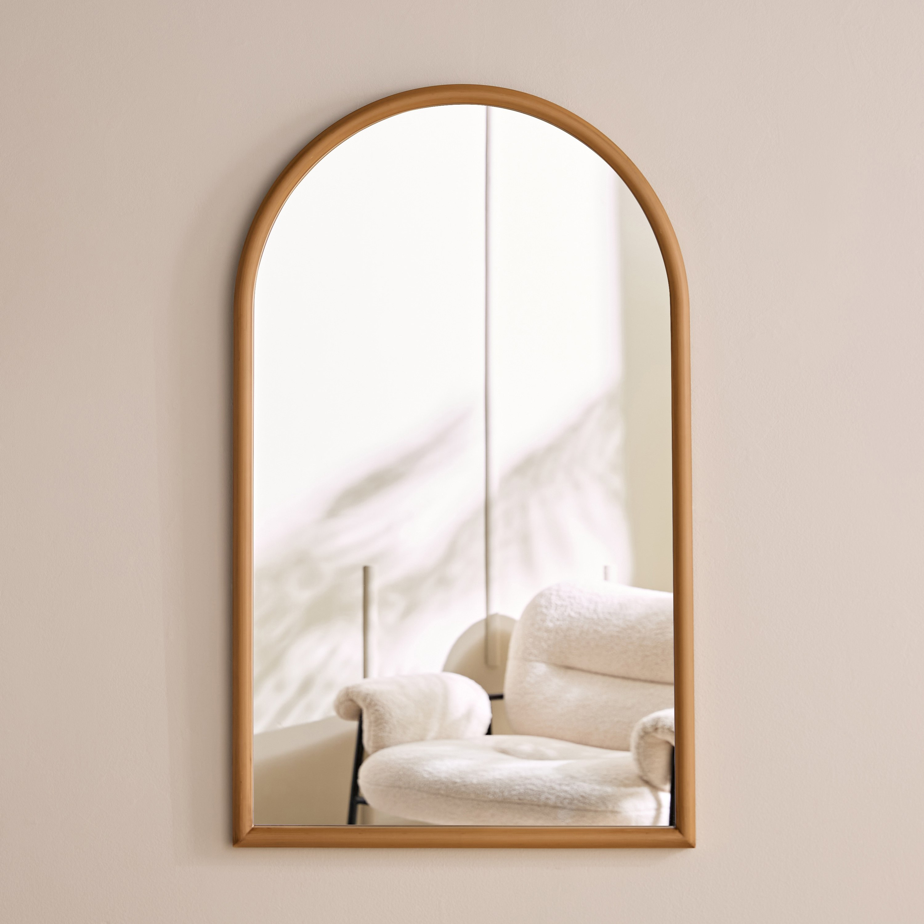 مرآة زجاجية من سابرينا - 57x94x2.5 سم-hbxhomeware-hbxdecorandfurnishings-image-2