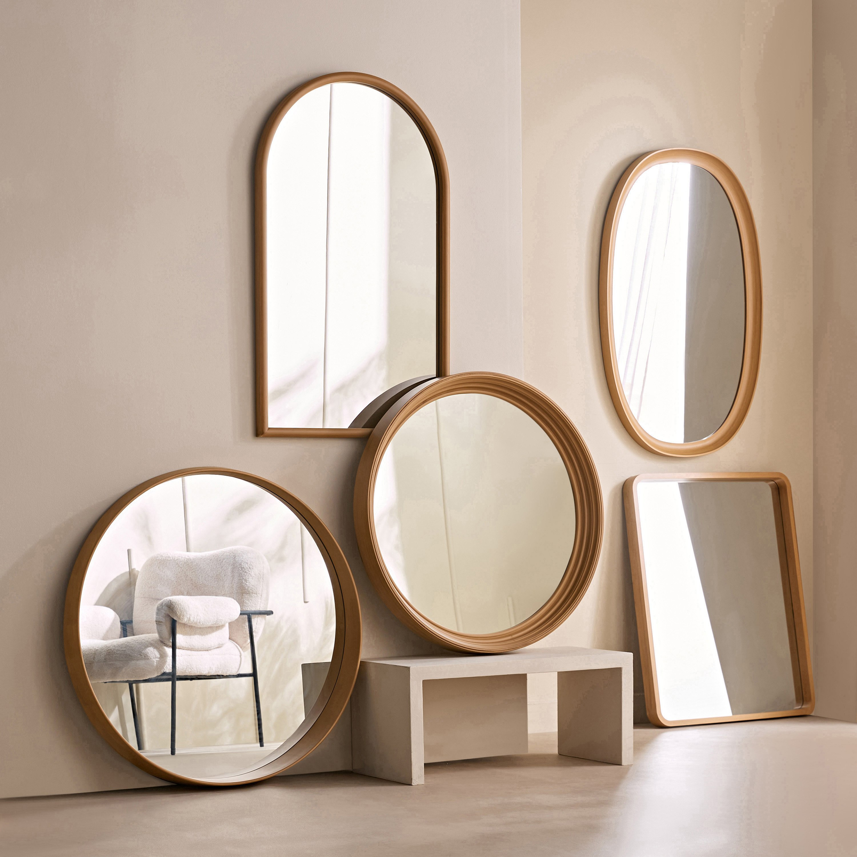 مرآة زجاجية من سابرينا - 57x94x2.5 سم-hbxhomeware-hbxdecorandfurnishings-image-4
