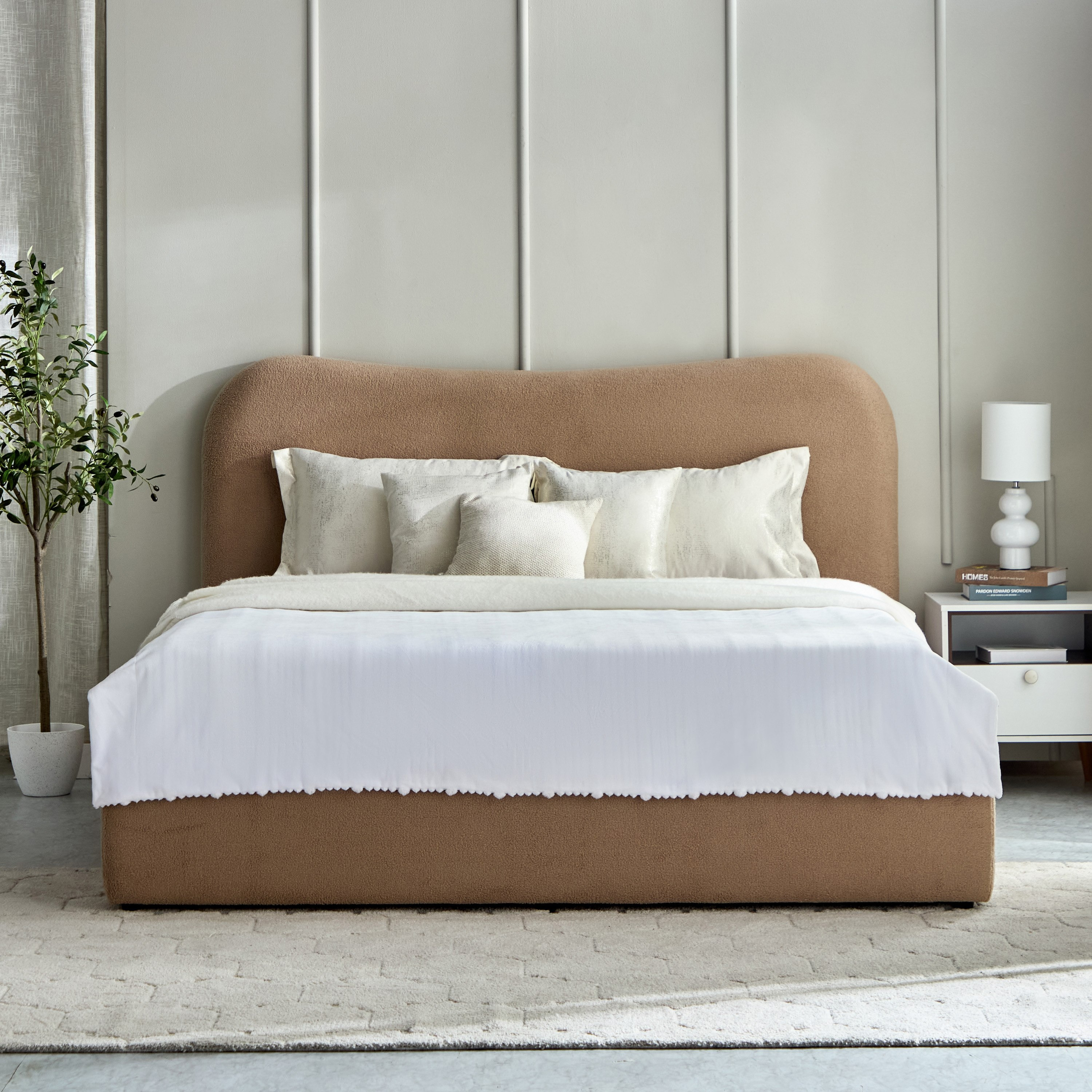 Movo Marwell Rizzoli Upholstered Queen Bed - 160x200 cm-hbxbedroom-bedsandbedsets-beds-queen-image-2