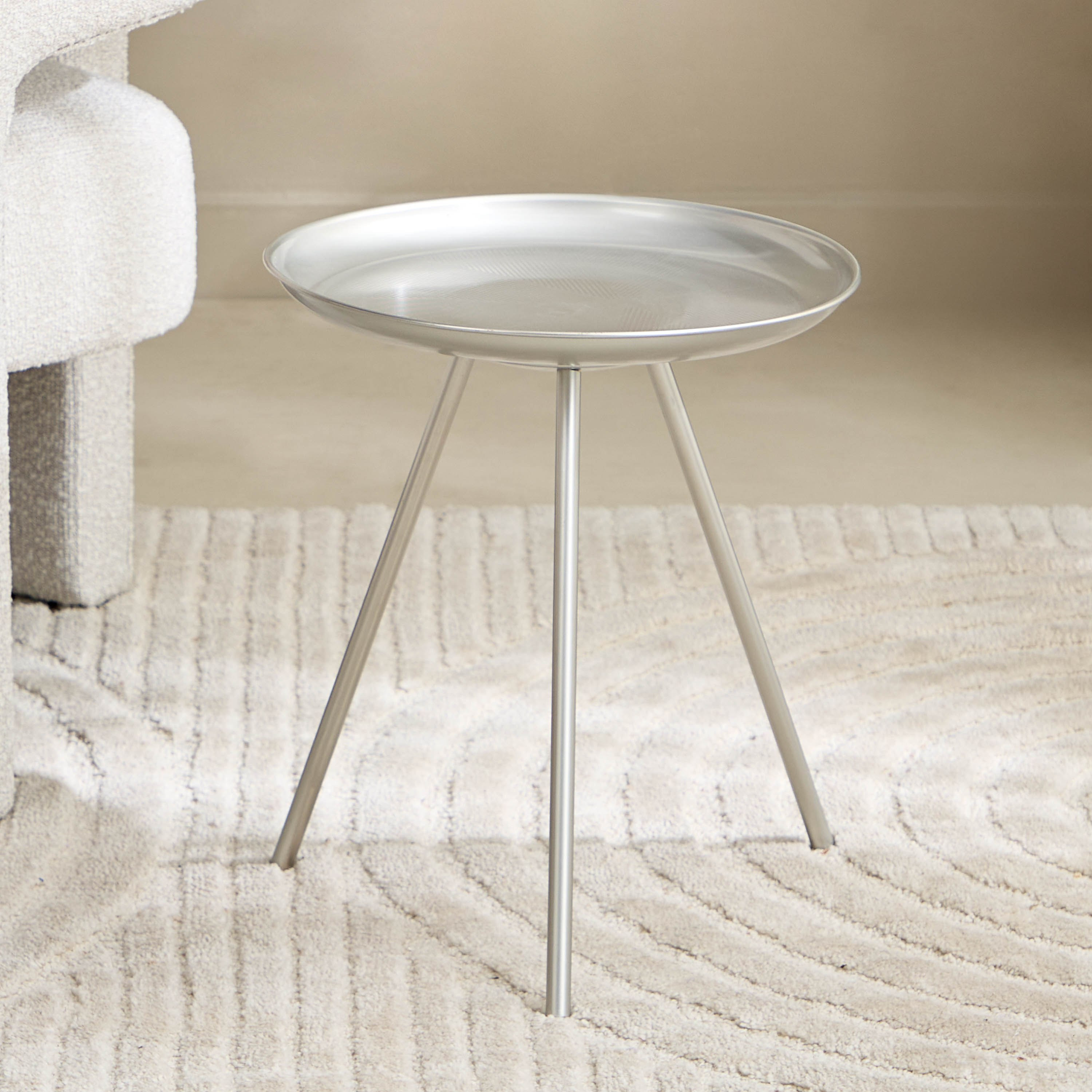Vendra Splendid Accent Table-hbxfurniture-livingroom-endtables-image-2