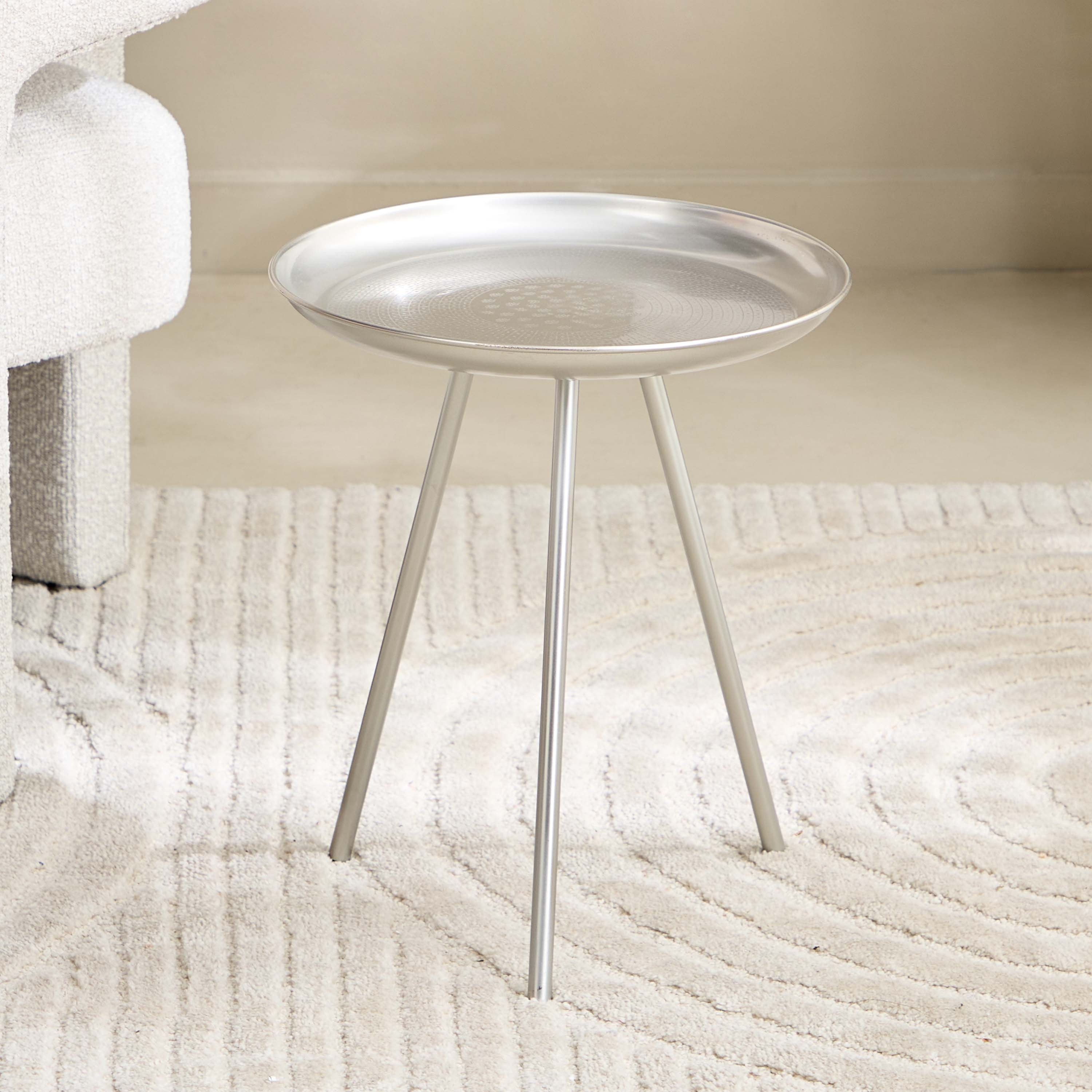 Vendra Splendid Arc Accent Table-hbxfurniture-livingroom-endtables-image-2