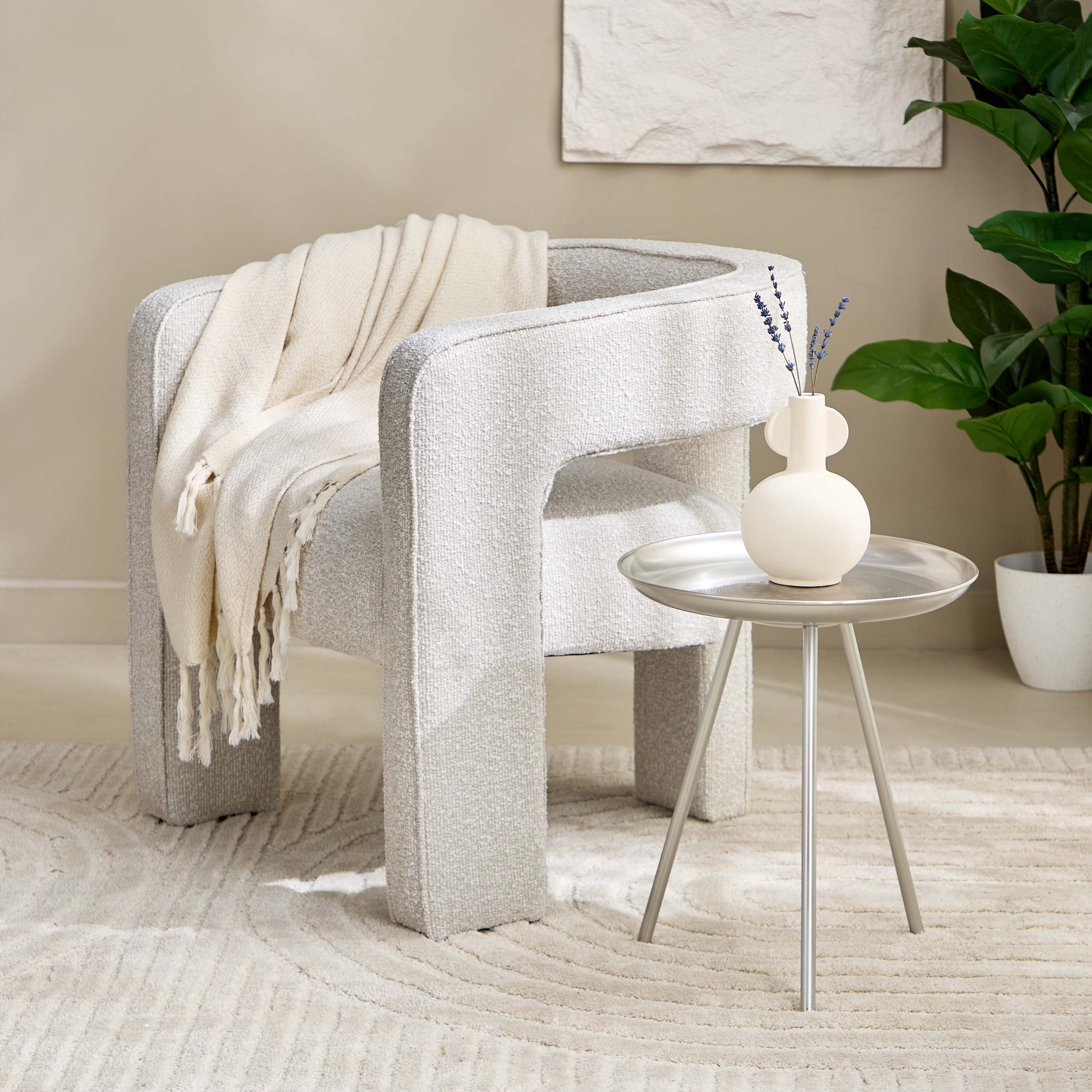 Vendra Splendid Arc Accent Table-hbxfurniture-livingroom-endtables-image-6