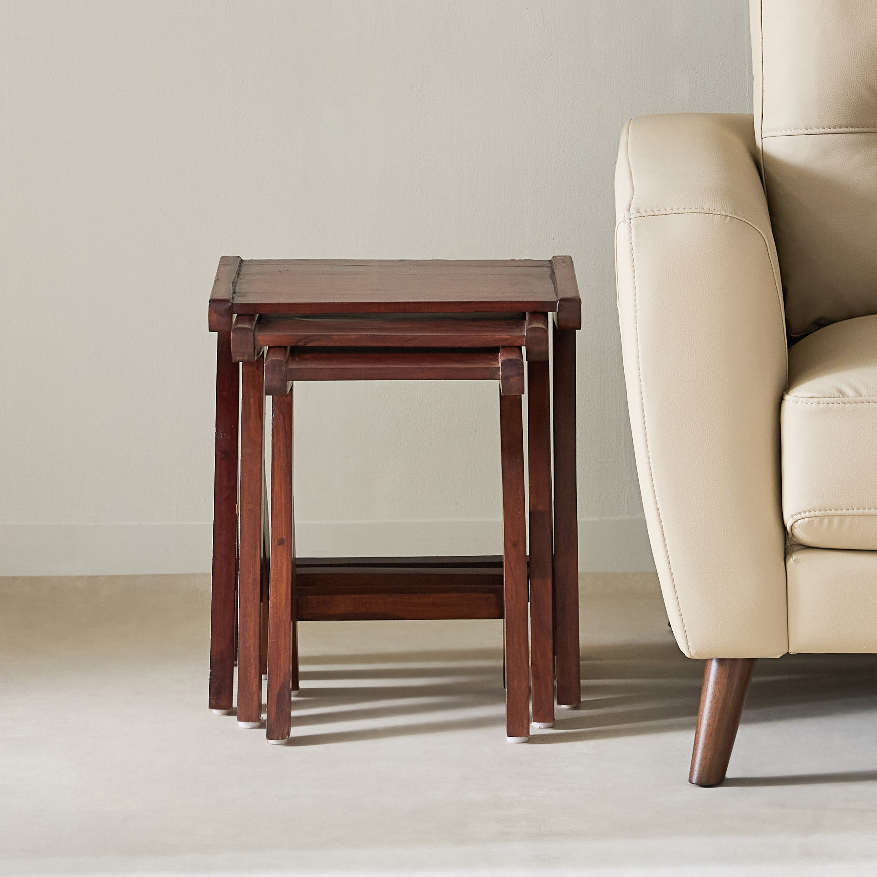 Vendra Levi 3-Piece Solid Wood Top Nesting Table Set-hbxfurniture-livingroom-nestingtables-image-2