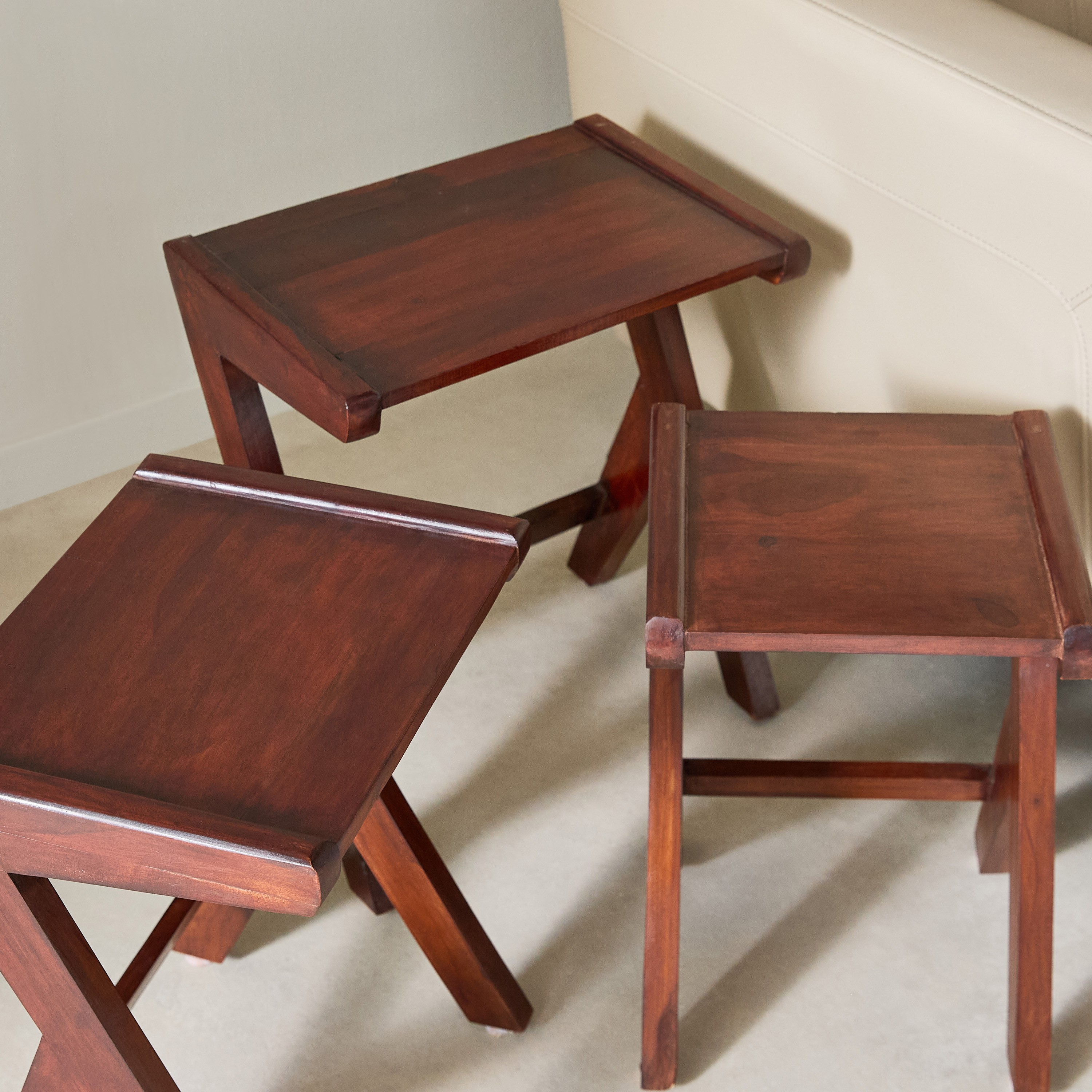 Vendra Levi 3-Piece Solid Wood Top Nesting Table Set-hbxfurniture-livingroom-nestingtables-image-3