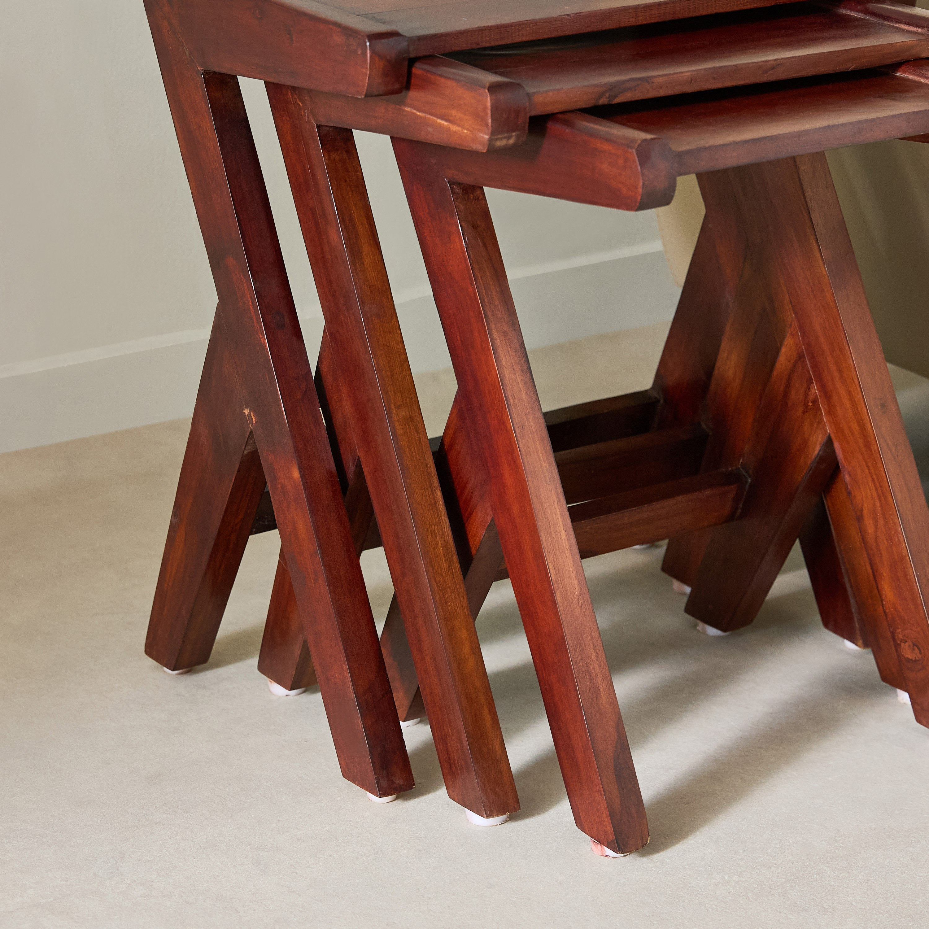 Vendra Levi 3-Piece Solid Wood Top Nesting Table Set-hbxfurniture-livingroom-nestingtables-image-6