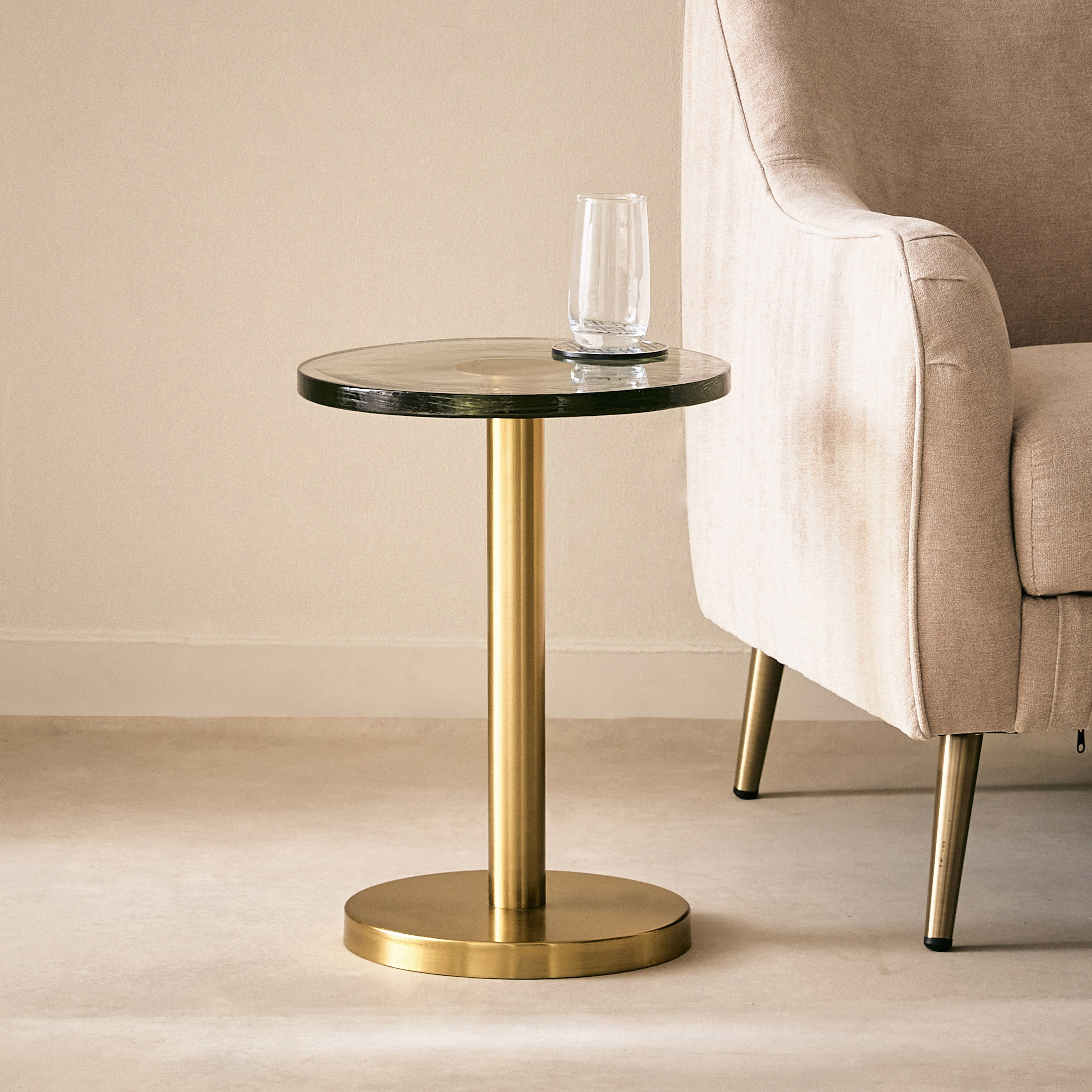 طاولة بسطح من الزجاج - كوري من كافون-hbxfurniture-livingroom-endtables-image-1