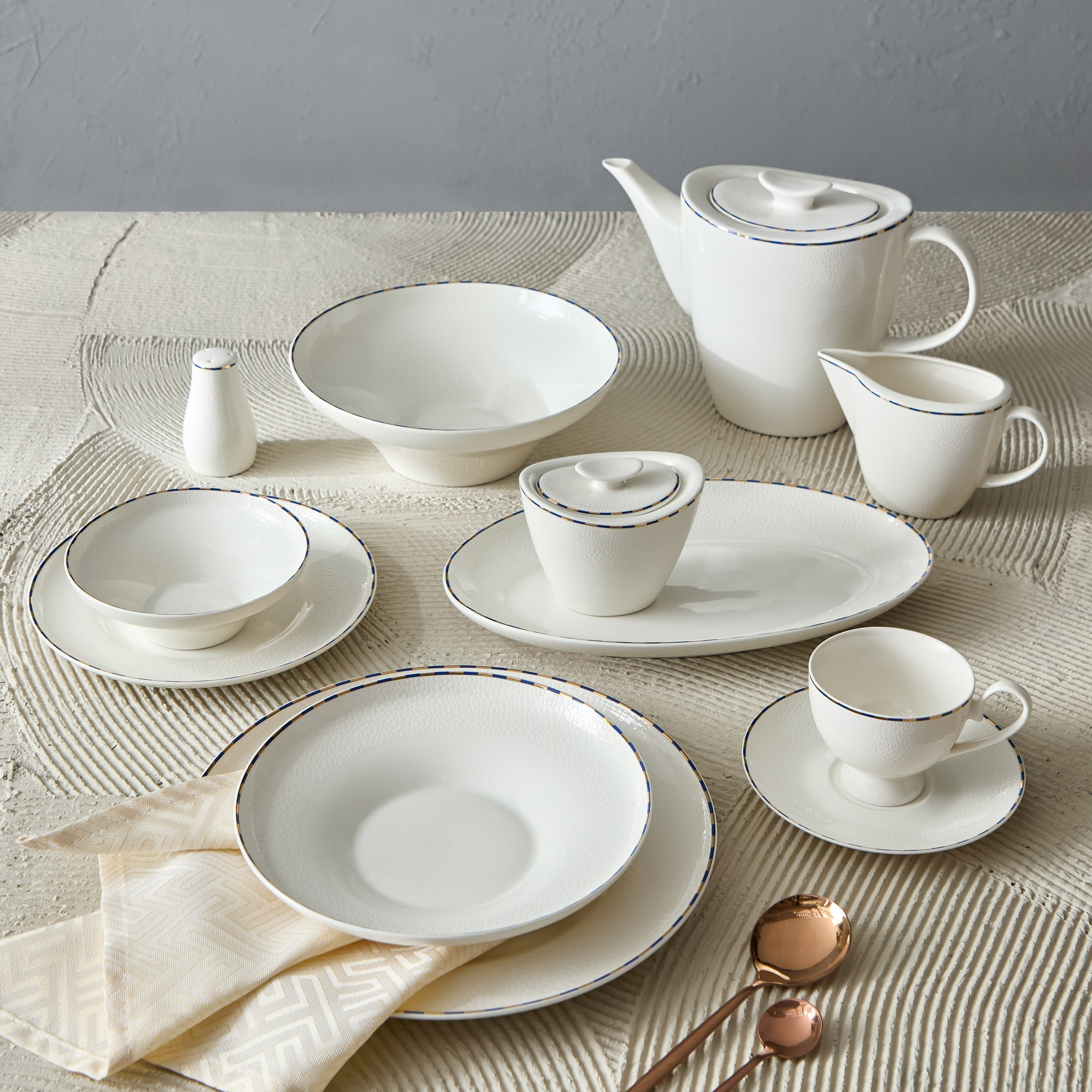 وعاء سلطة من أزور - 23 سم-hbxdecorandfurnishings-tabletop-crockery-image-4