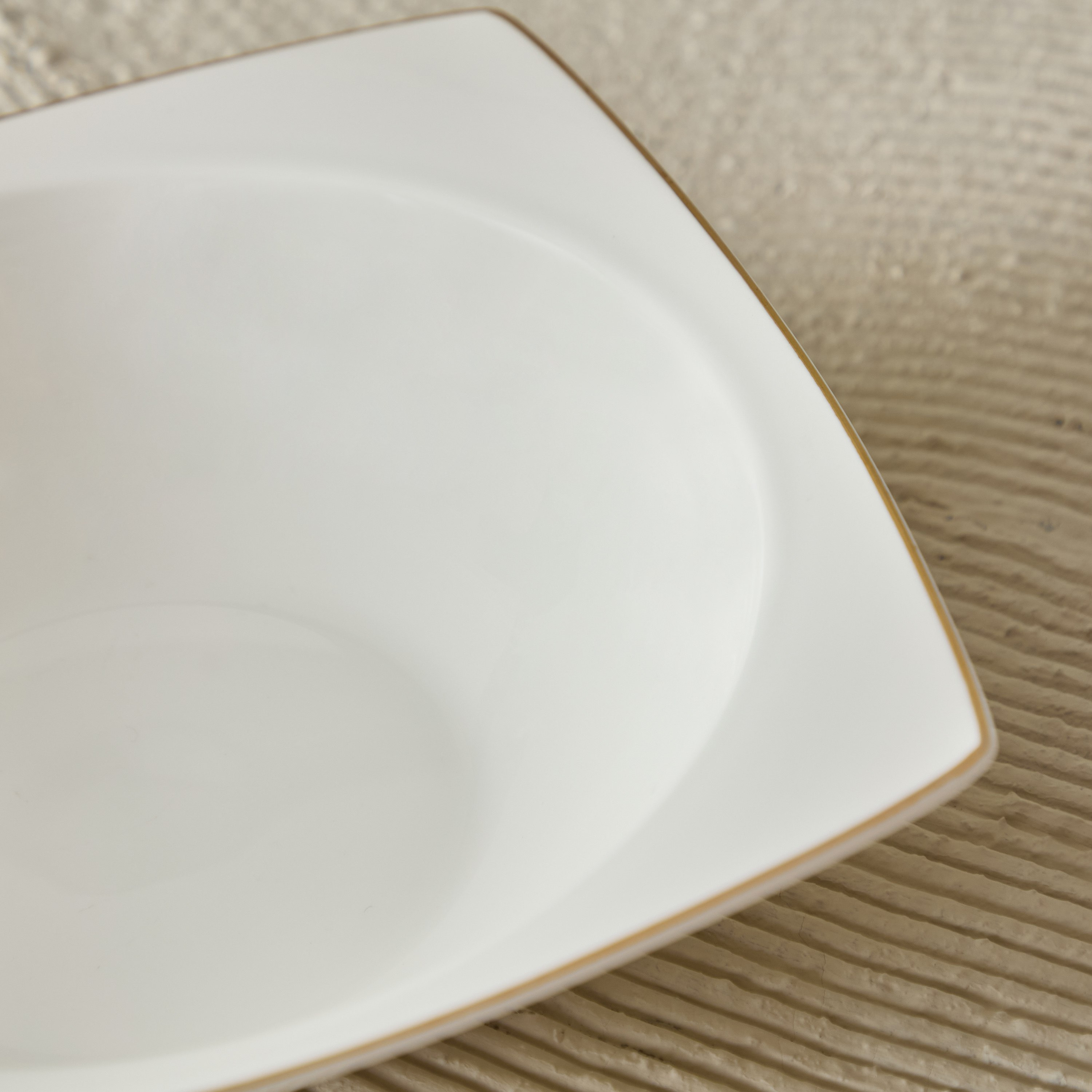 وعاء سلطة مربع من بيس - 29.4 سم-hbxdecorandfurnishings-tabletop-crockery-image-3
