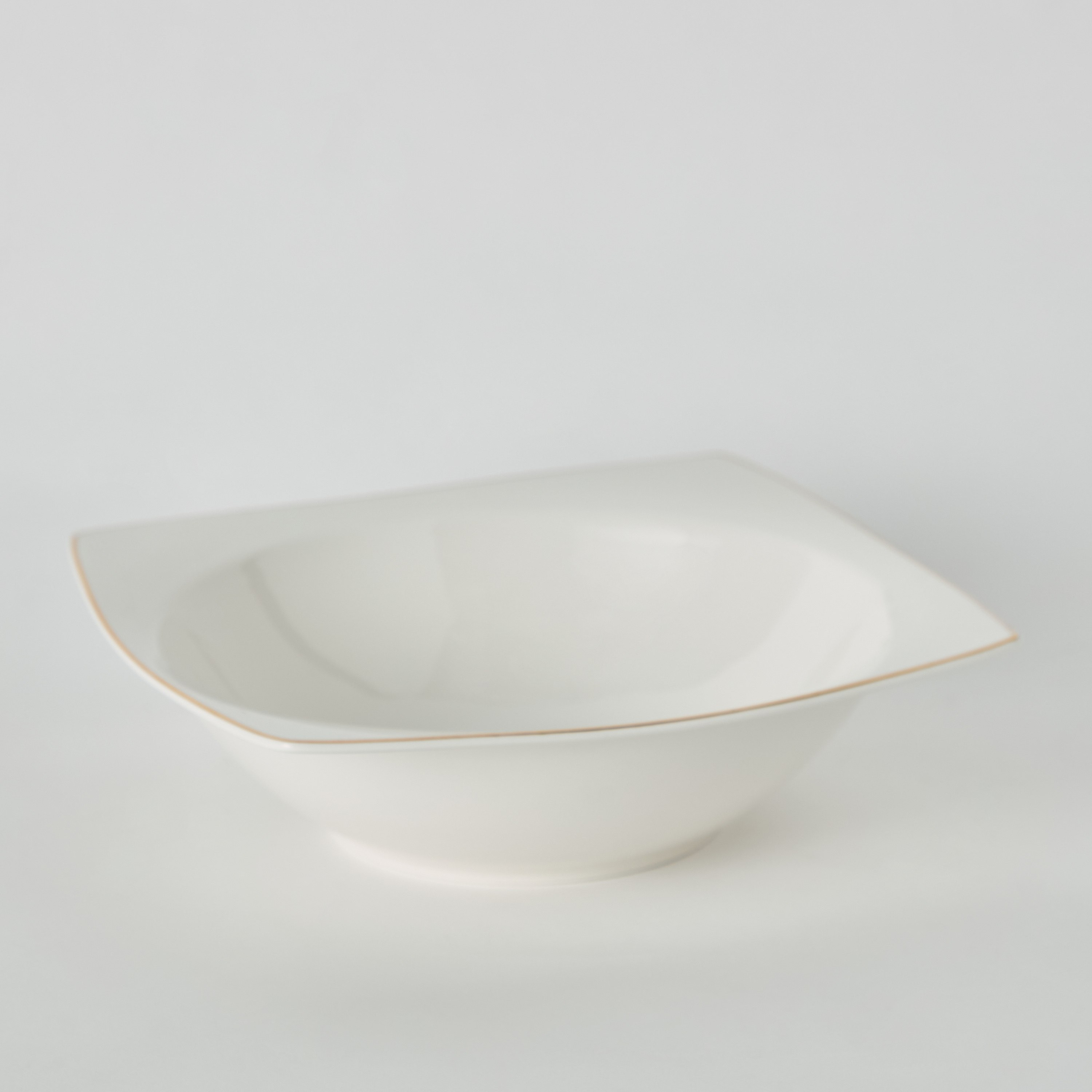 وعاء سلطة مربع من بيس - 29.4 سم-hbxdecorandfurnishings-tabletop-crockery-image-5