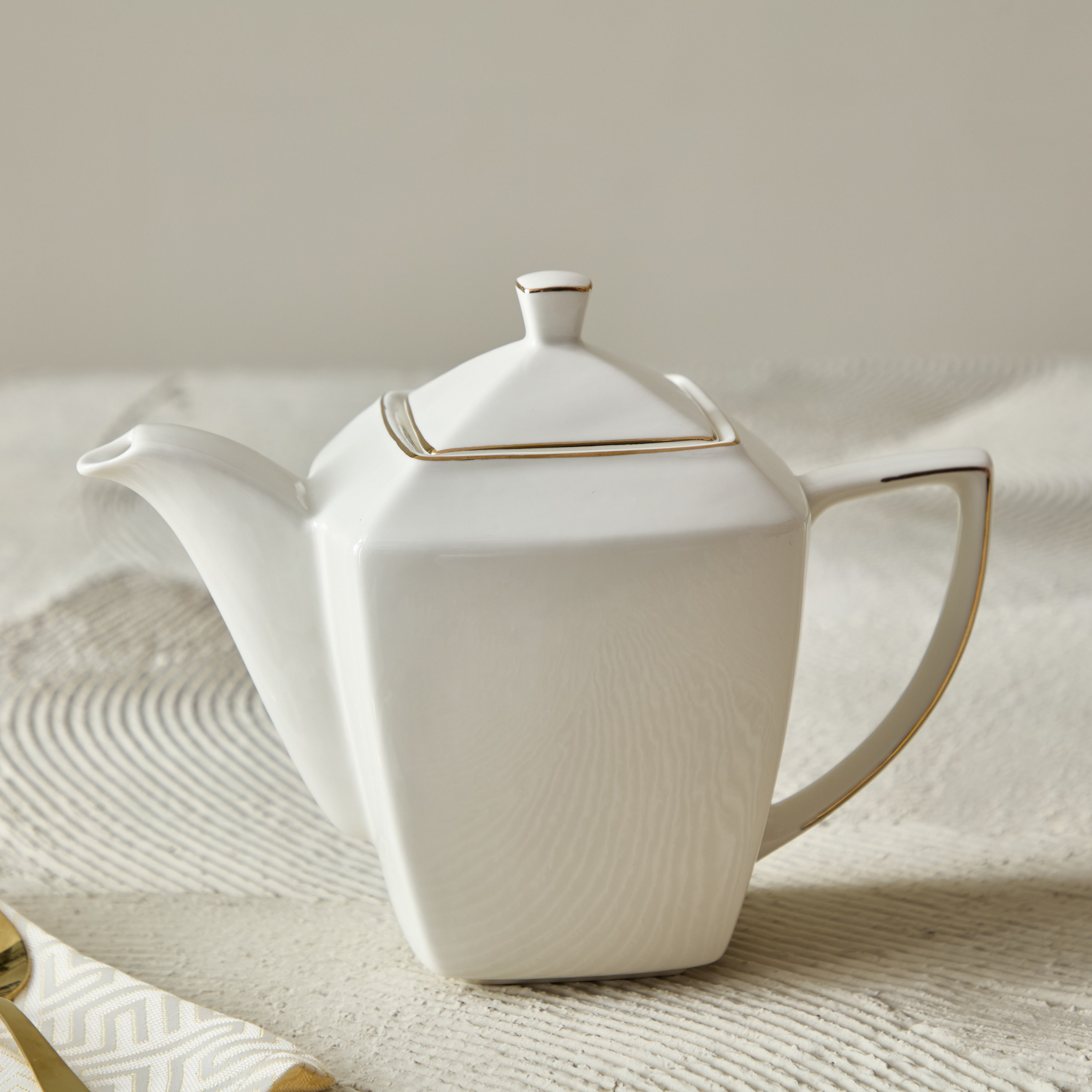 Peace New Bone China Line Teapot - 1.6 L-hbxhomeware-diningandtabletop-coffeeandteasets-image-1