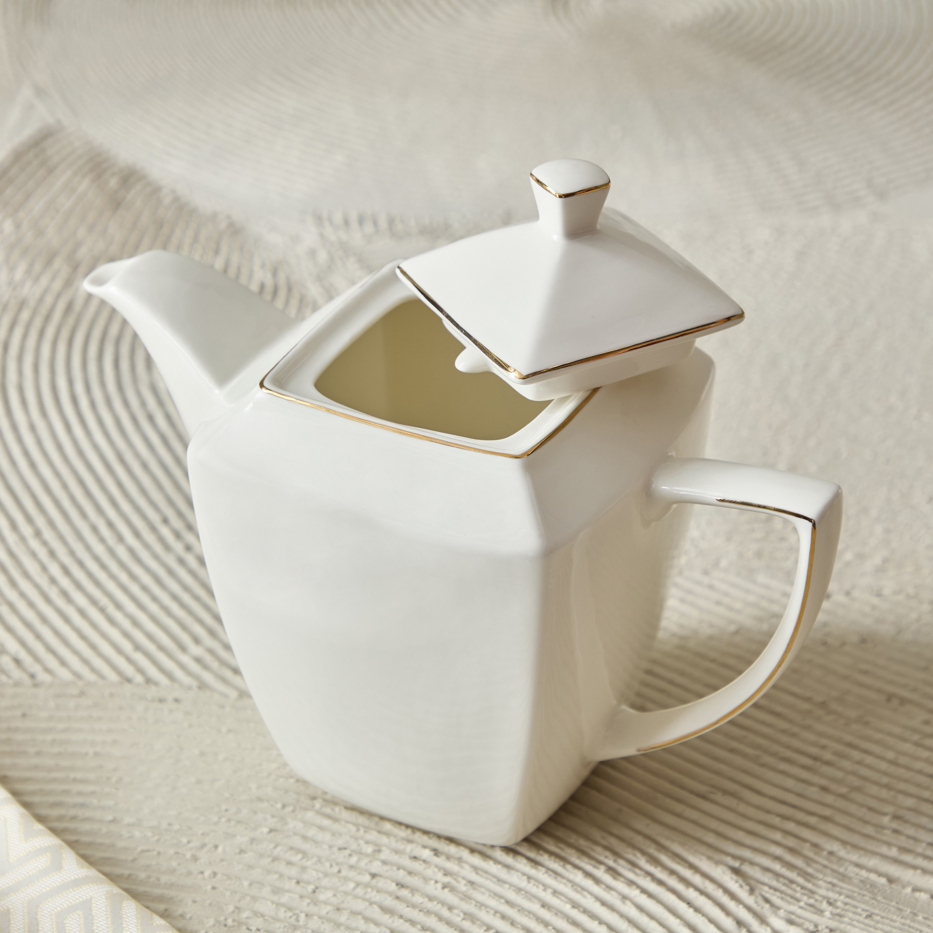 Peace New Bone China Line Teapot - 1.6 L-hbxhomeware-diningandtabletop-coffeeandteasets-image-2