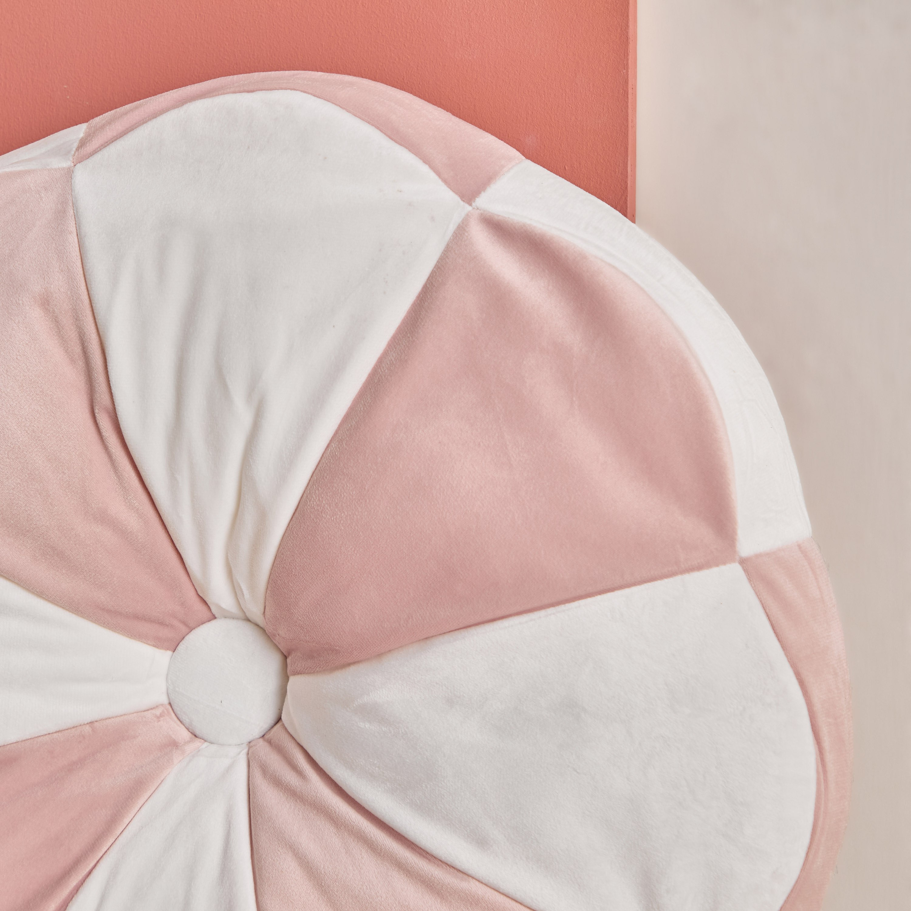وسادة بتصميم دولاب هواء - كوشي لوفت - 48x12 سم-hbxhomeware-hbxkidsandyouth-image-2