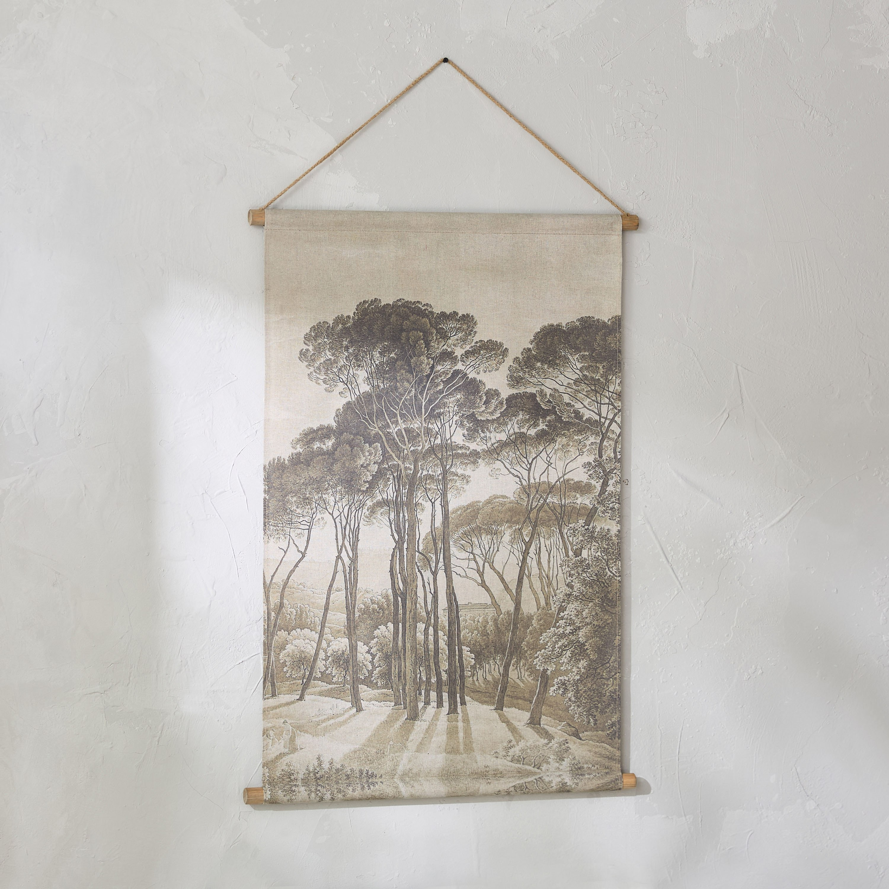زينة حائط معلقة بتصميم أشجار من قماش الكتان وخشب التنوب من فولجا - 64x92 سم-hbxhomeware-hbxdecorandfurnishings-image-1