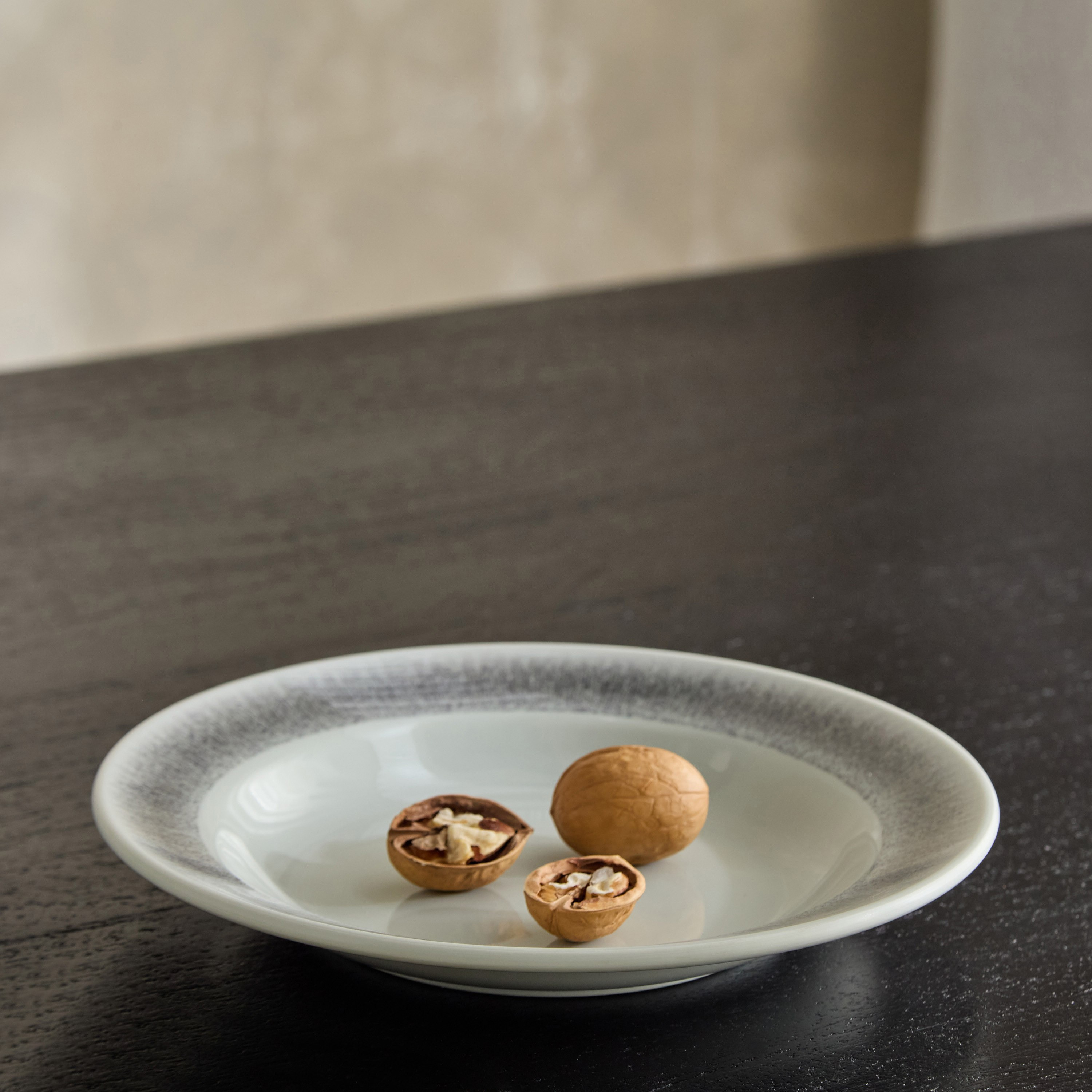 صحن حساء من دوم - 22 سم-hbxdecorandfurnishings-tabletop-crockery-image-1