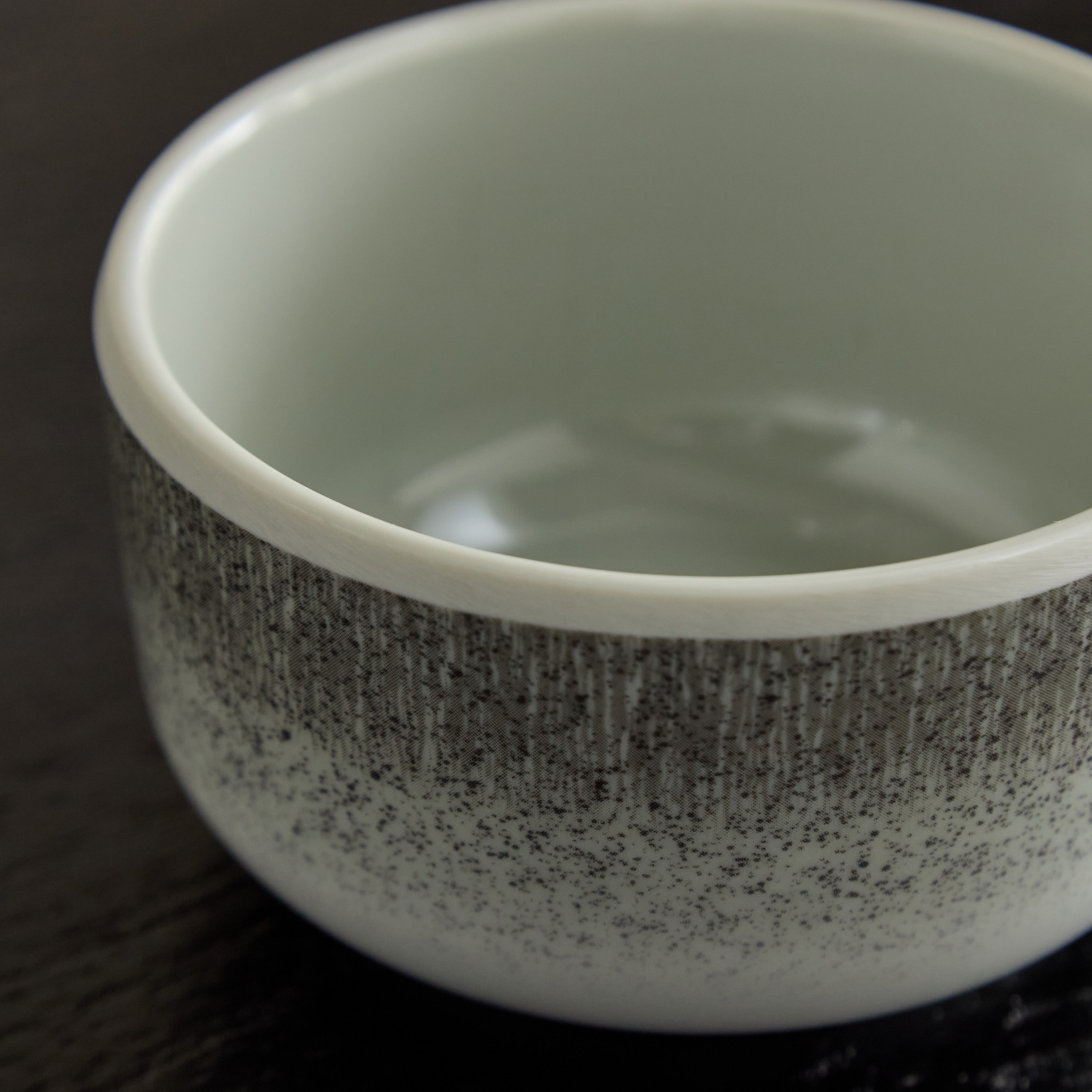 Dome Small Bowl - 5x9x9 cm-hbxdecorandfurnishings-tabletop-crockery-image-3