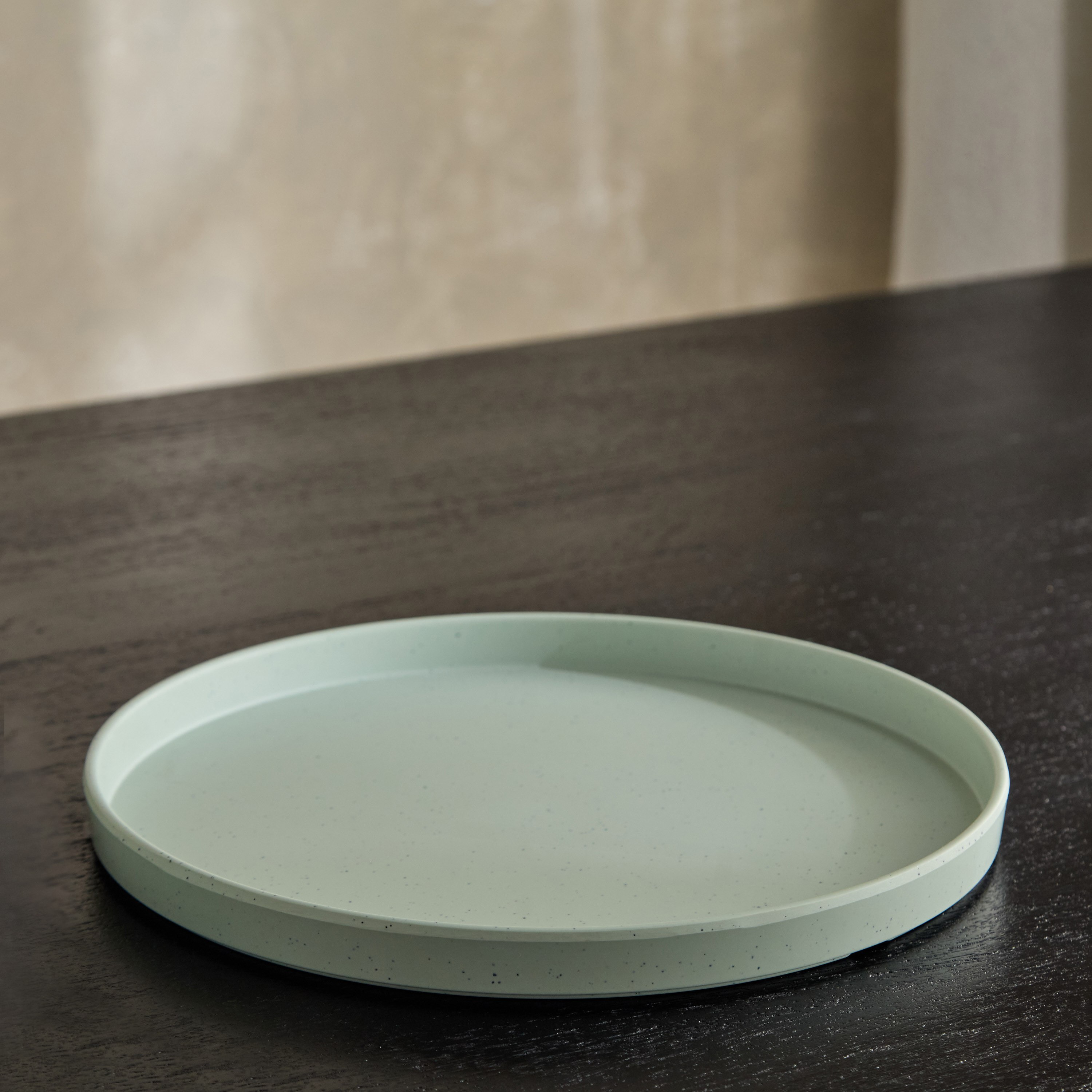صحن عشاء من فانيلا سبيكل-hbxdecorandfurnishings-tabletop-crockery-image-1