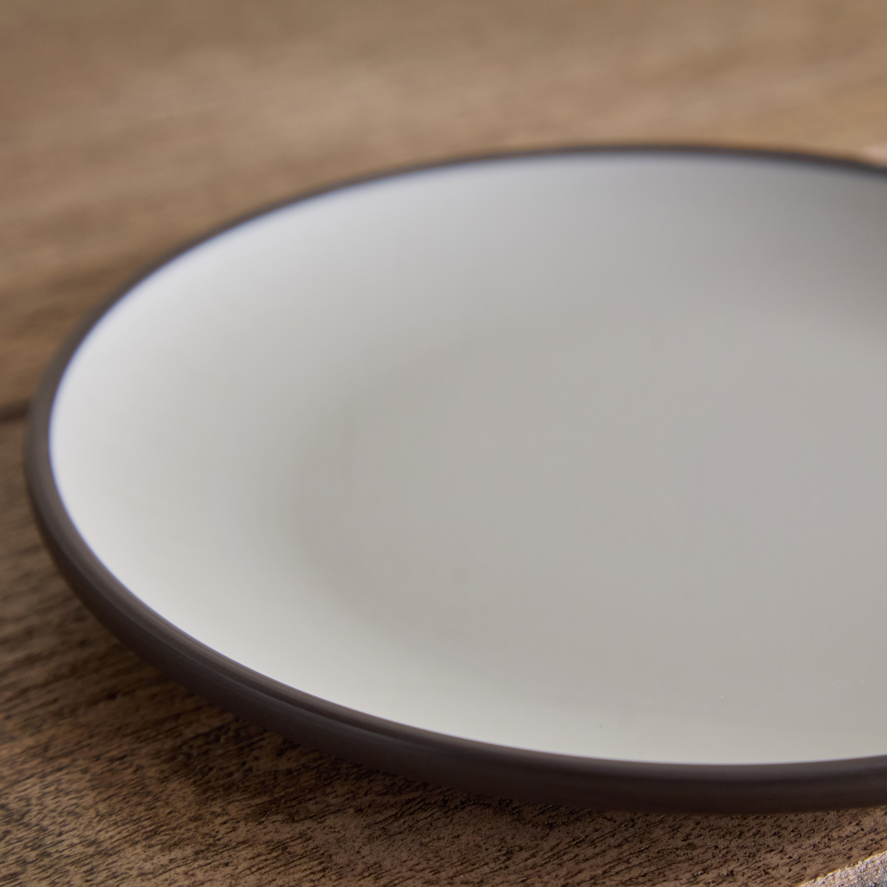 صحن صغير بلونين من موكا ميست - 18 سم-hbxdecorandfurnishings-tabletop-crockery-image-3