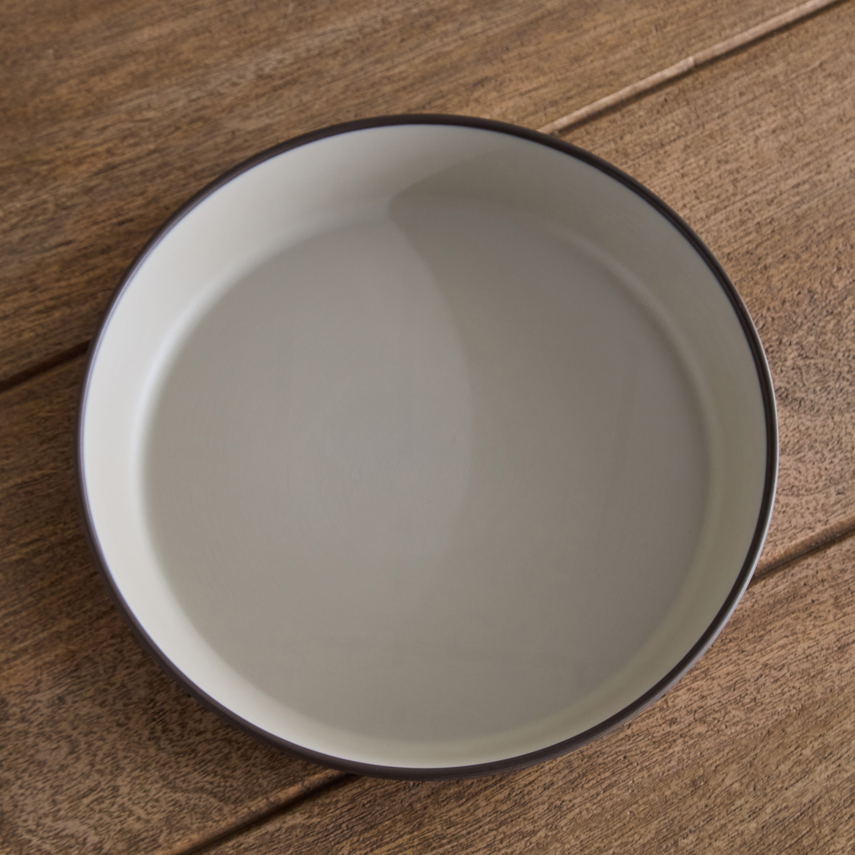 صحن عميق مستدير بلونين من موكا ميست  - 22 سم-hbxdecorandfurnishings-tabletop-crockery-image-2