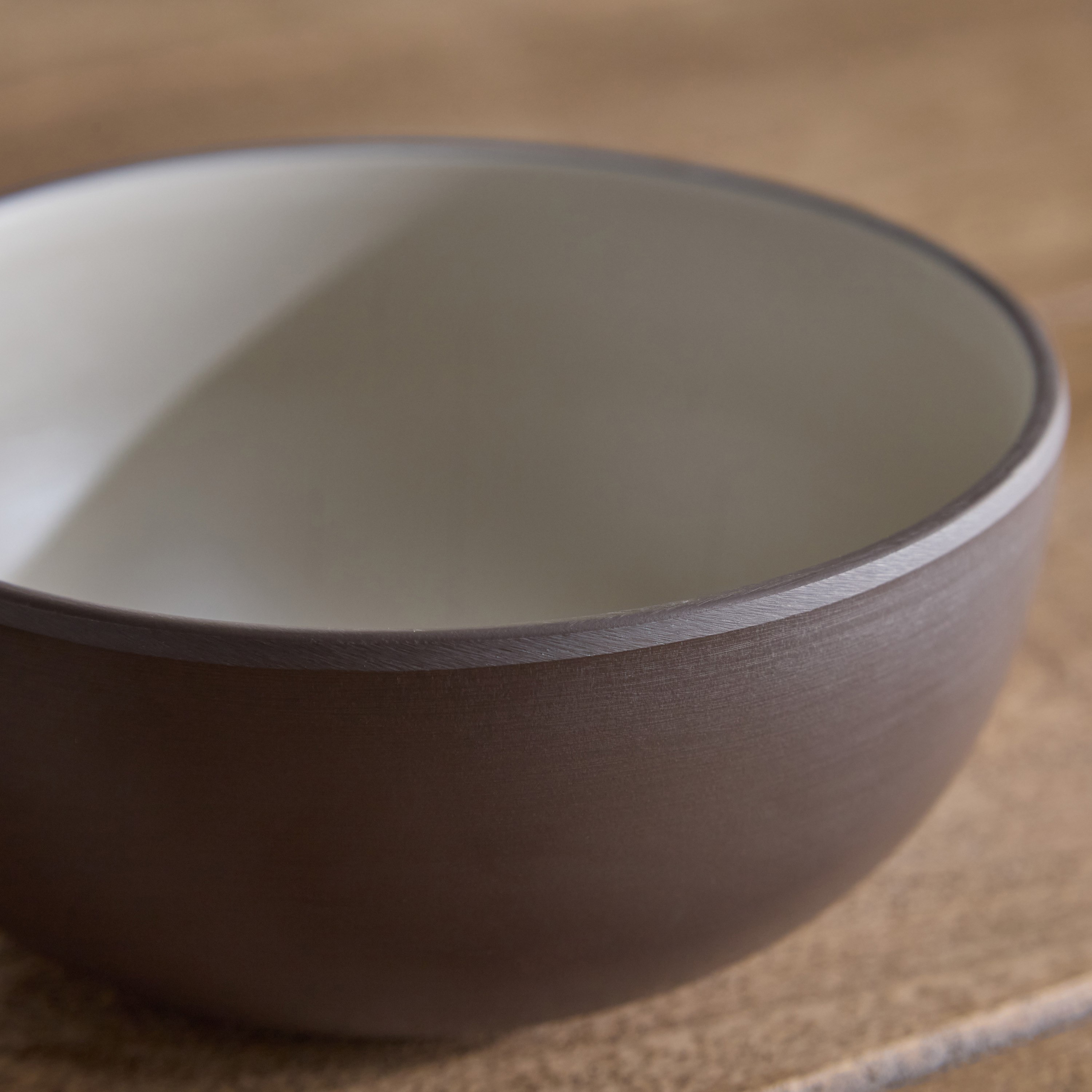 وعاء تقديم بلونين من موكا ميست - 15 سم-hbxdecorandfurnishings-tabletop-serveware-image-3