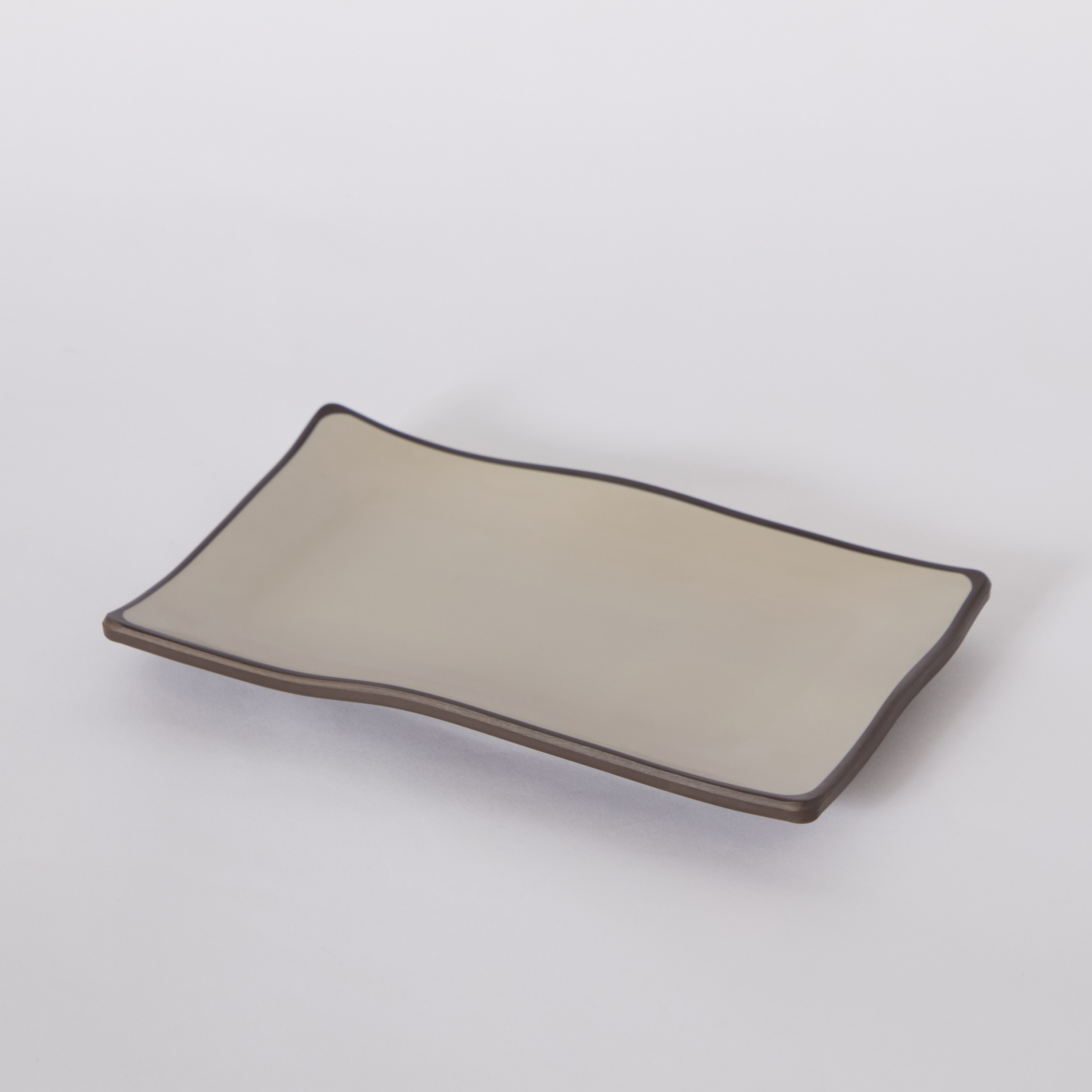 صحن تقديم مستدير بلونين من موكا ميست-hbxdecorandfurnishings-tabletop-serveware-image-5