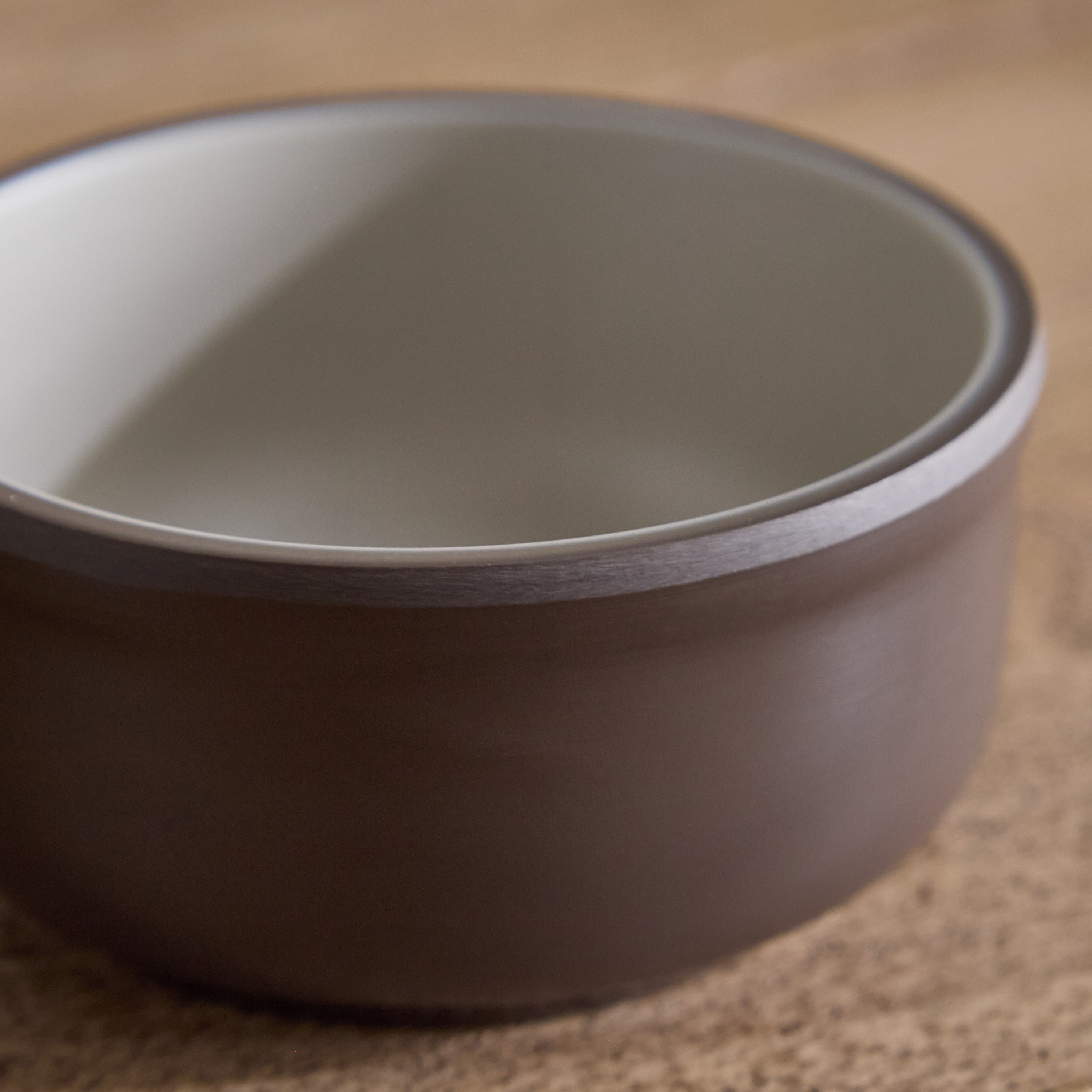 وعاء مستقيم بلونين من موكا ميست - 8 سم-hbxdecorandfurnishings-tabletop-serveware-image-3