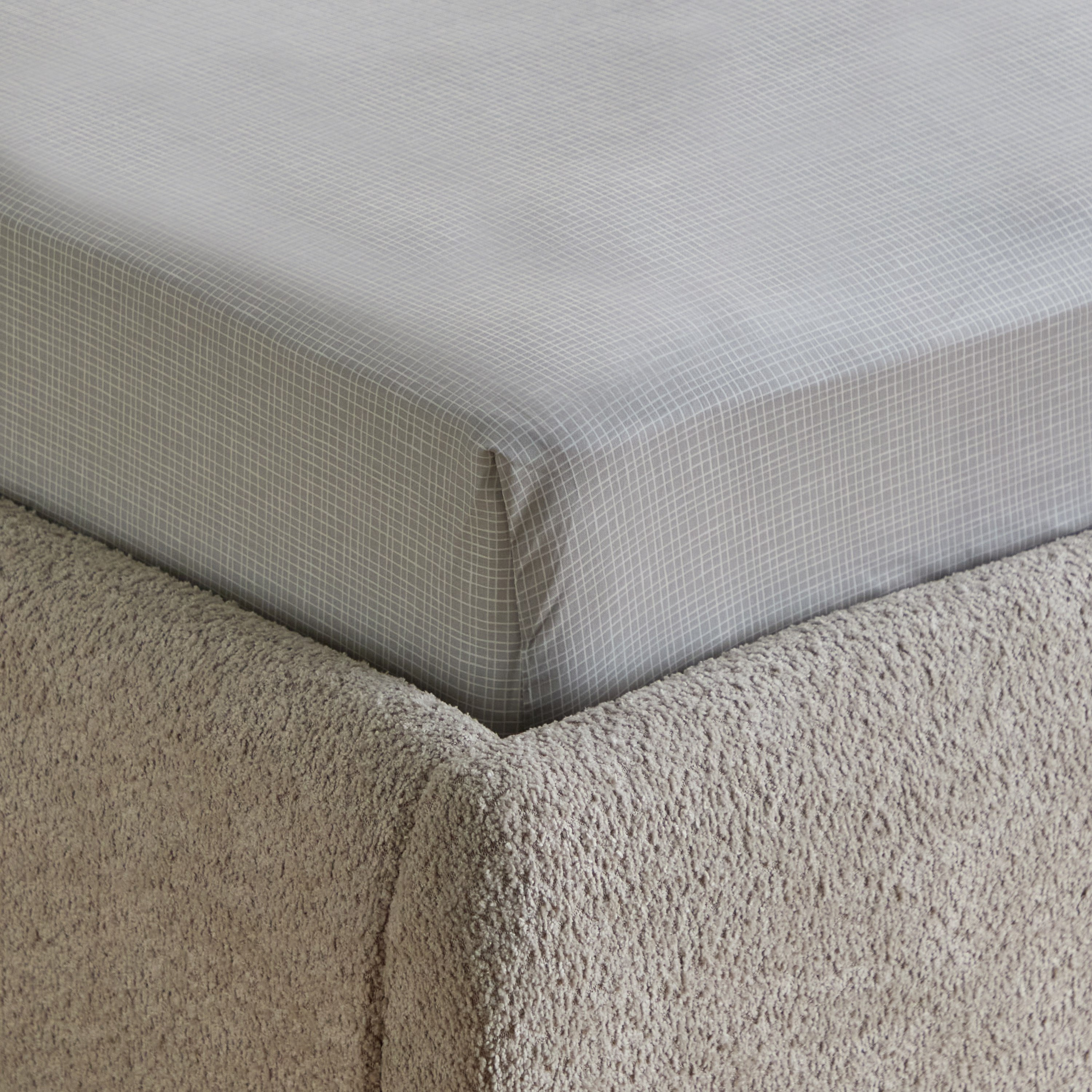 شرشف مطّاطي كوين قطن بطبعات ويلكم من هيوستن- 150x200+33 سم-hbxhomeware-bedding-fittedsheets-image-5