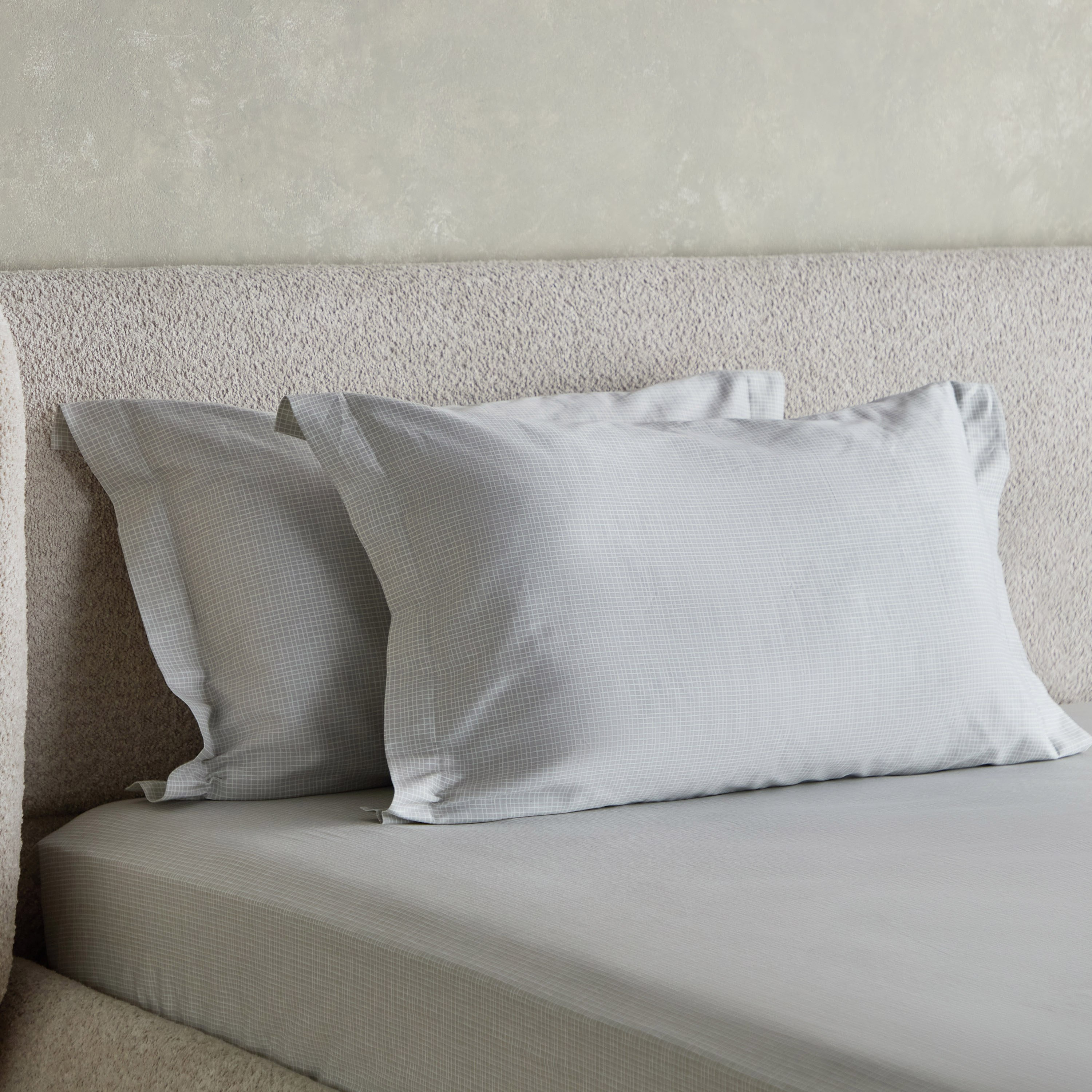 طقم غطاء وسادة شام قطن قطعتين بطبعات ويلكم و من هيوستن- 50x75 سم-hbxhomeware-hbxbedroom-image-1