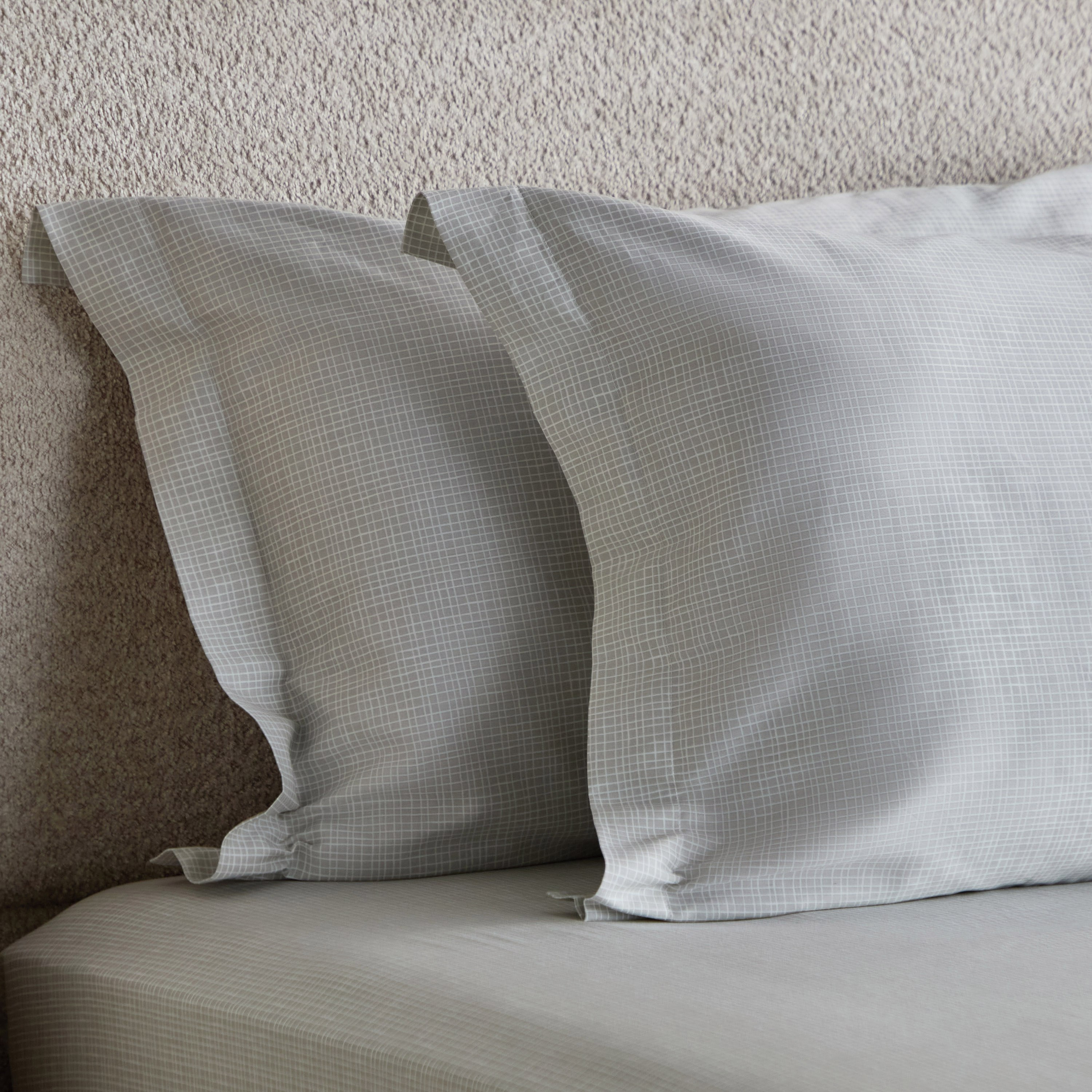 طقم غطاء وسادة شام قطن قطعتين بطبعات ويلكم و من هيوستن- 50x75 سم-hbxhomeware-hbxbedroom-image-3