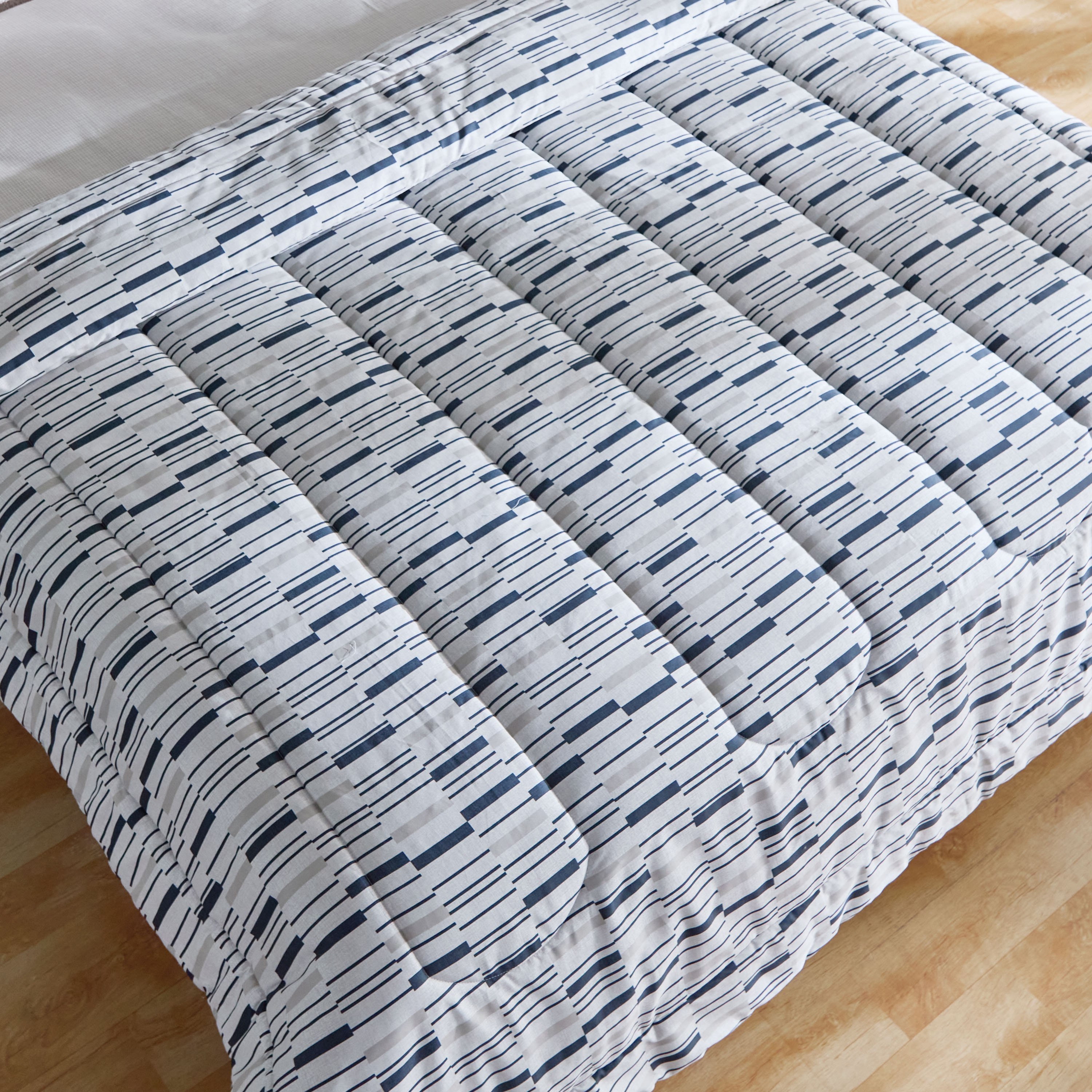 طقم لحاف سوبر كينج قطن بطبعات 9 قطع ويلكوم من هيوستن - 240x240 سم-hbxhomeware-hbxbedroom-image-4