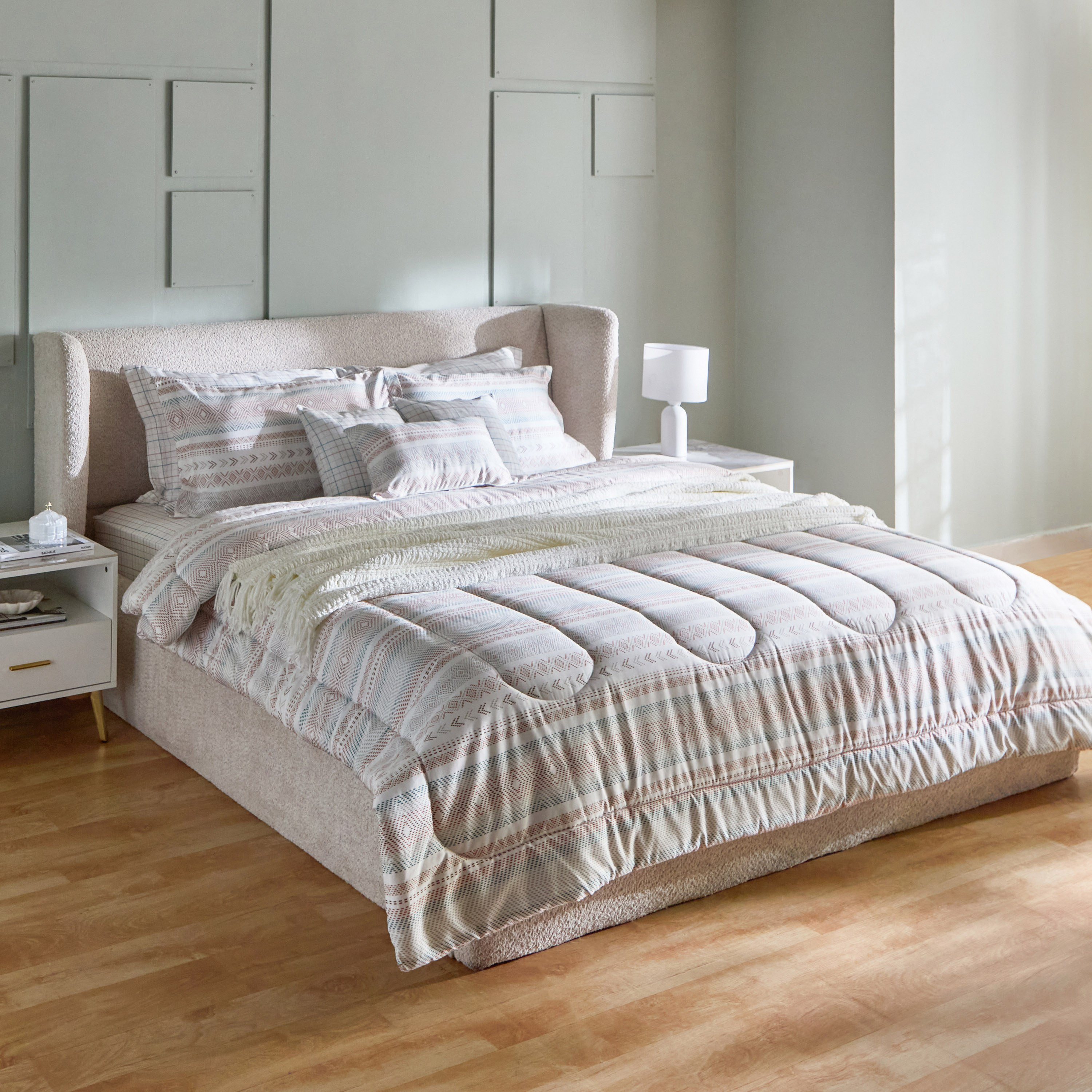 طقم لحاف سوبر كينج قطن بطبعات 9 قطع بارل من هيوستن - 240x240 سم-hbxhomeware-hbxbedroom-image-12