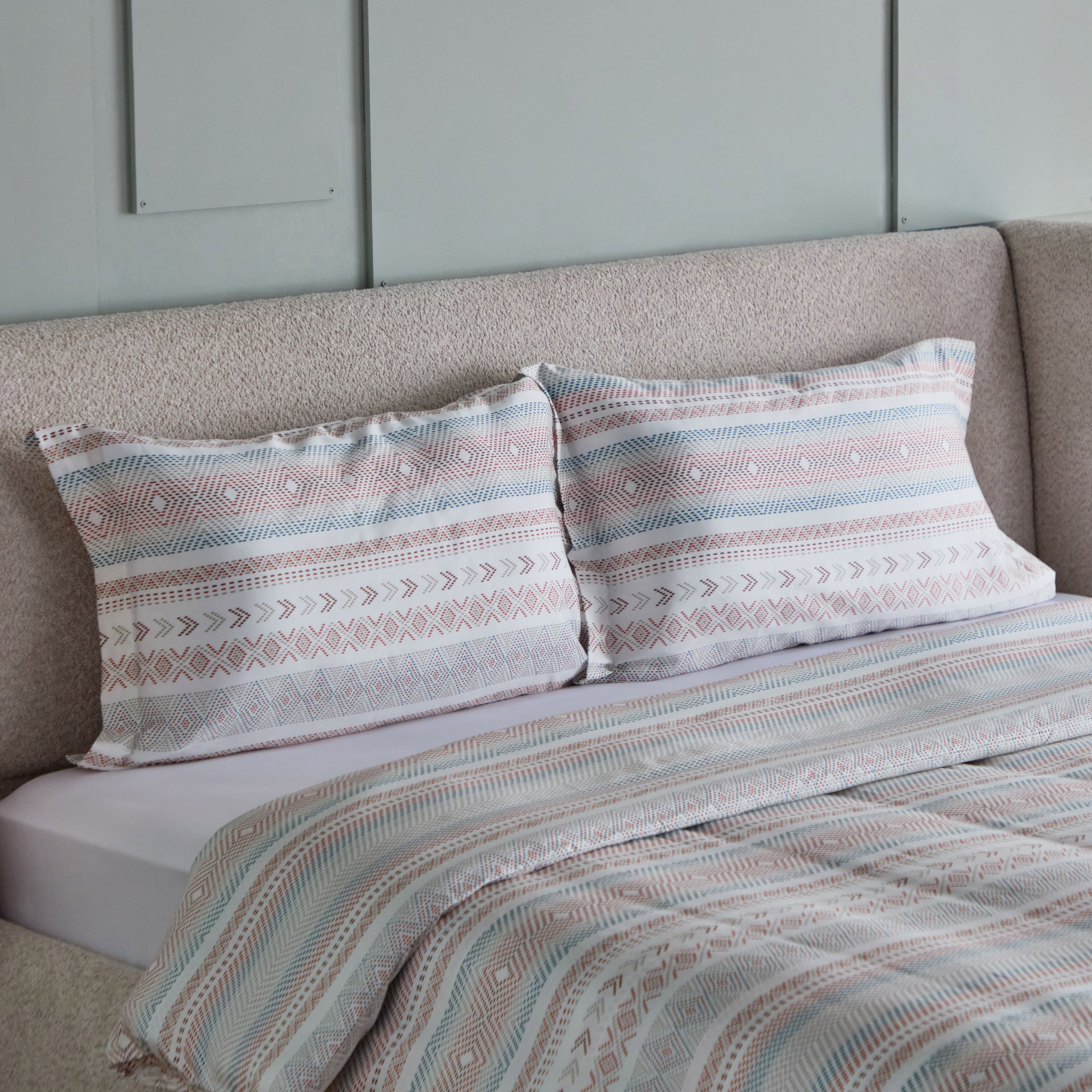 طقم غطاء لحاف مبطّن سوبر كينج قطن بطبعات 3 قطع بارل من هيُوستن - 240x220 سم-hbxhomeware-hbxbedroom-image-1