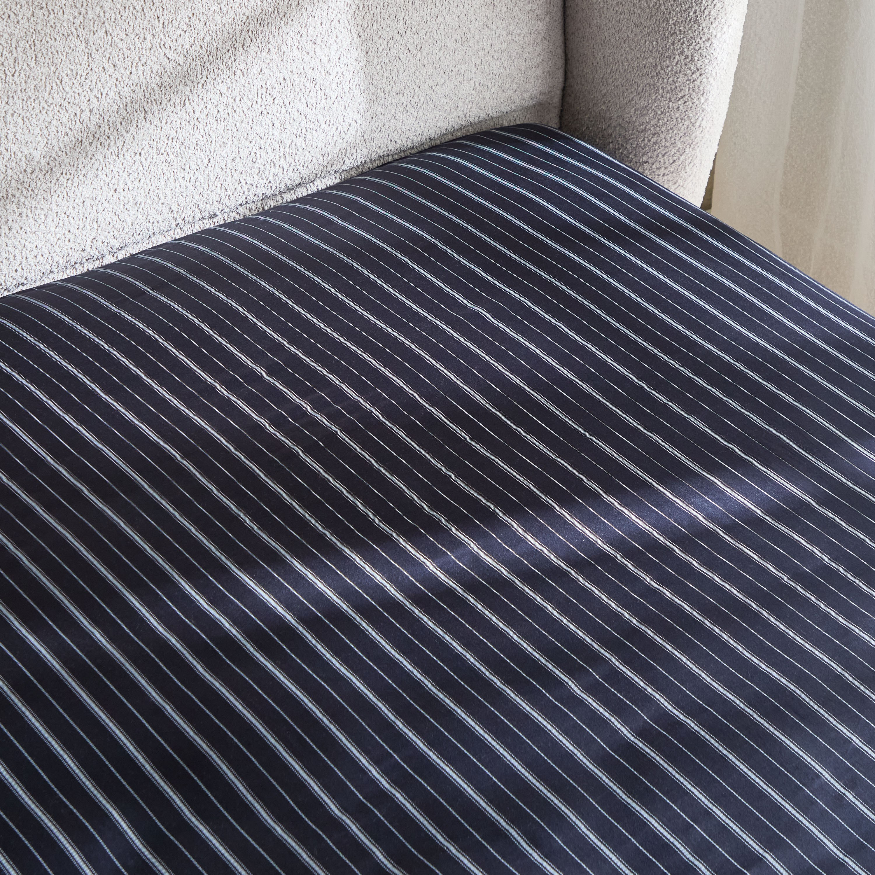 شرشف مطّاطي كوين قطن بطبعات أرنو من هيوستن - 150x200+33 سم-hbxhomeware-hbxbedroom-image-3