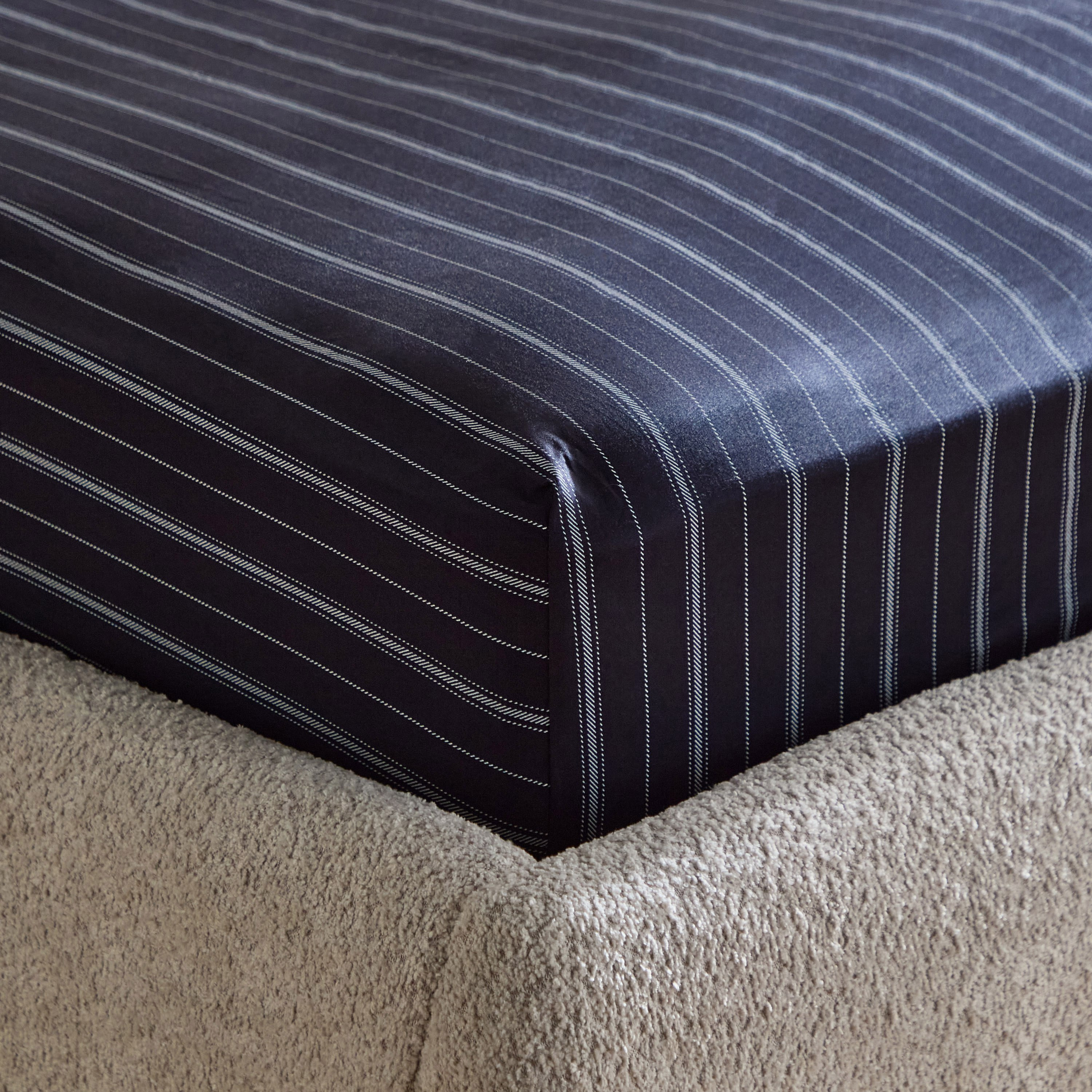 Houston Arno Cotton Printed Super King Fitted Sheet - 200x200+33 cm-hbxhomeware-hbxbedroom-image-5
