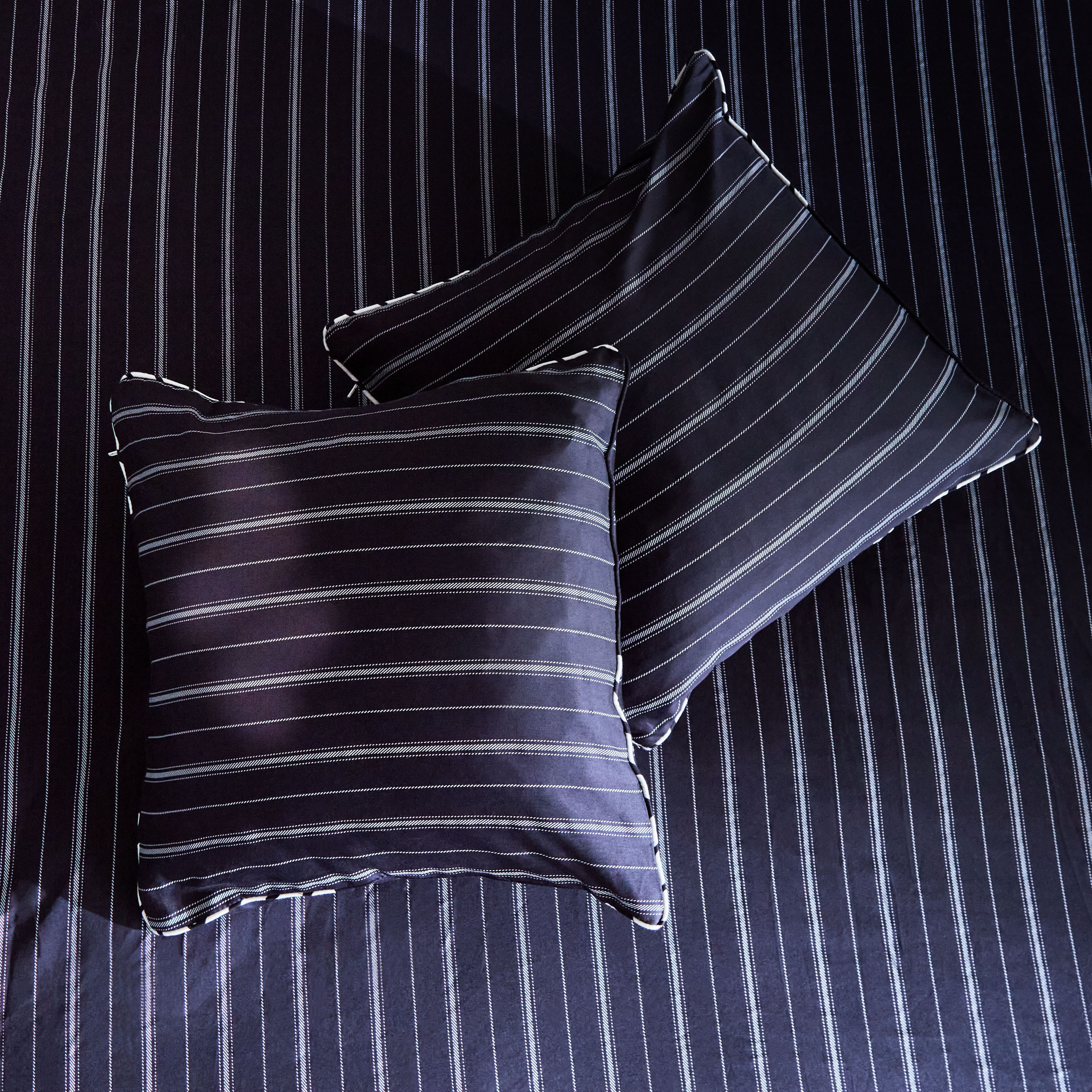 طقم لحاف سوبر كينج قطن بطبعات 5 قطع أرنو من هيوستن - 240x240 سم-hbxhomeware-hbxbedroom-image-6