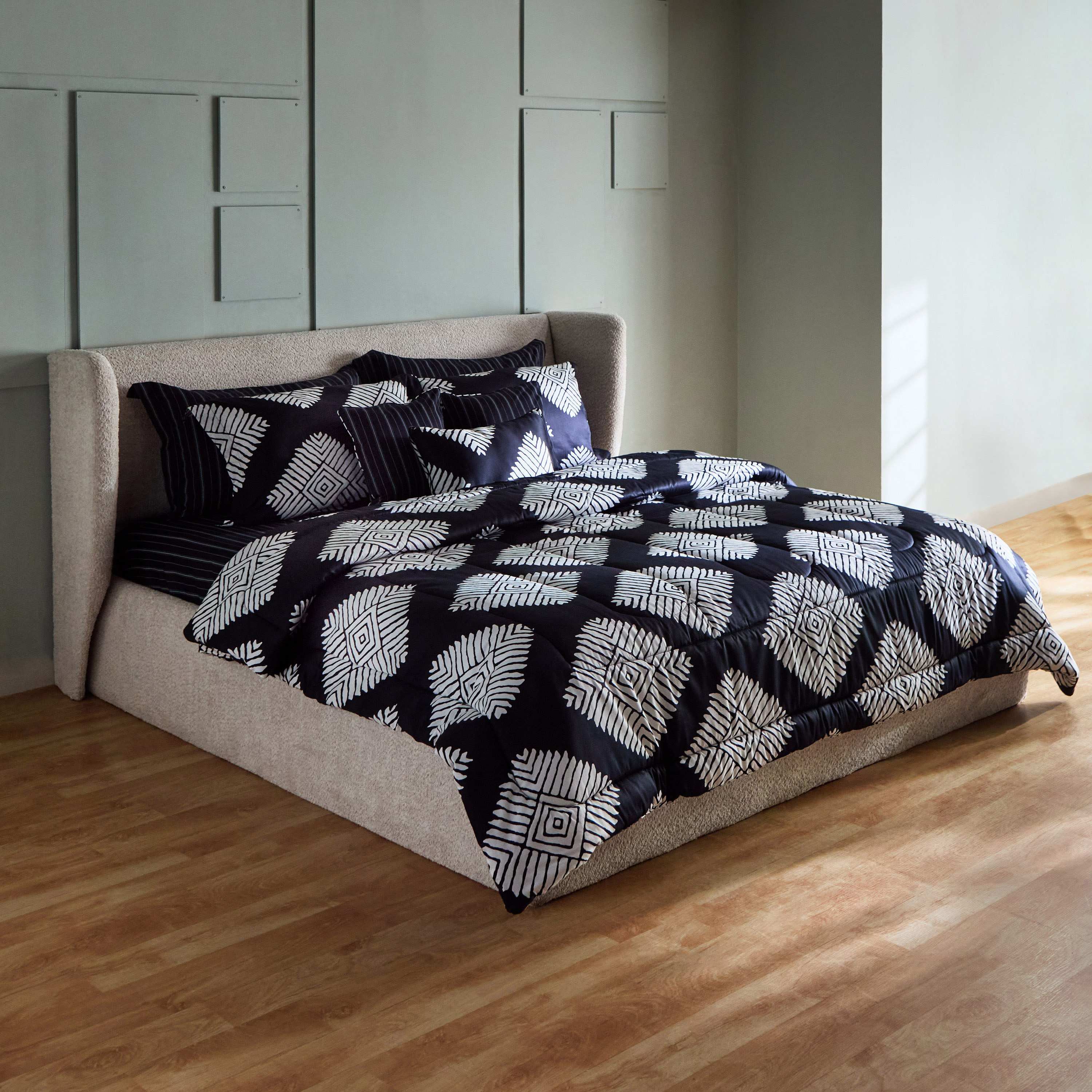 طقم لحاف سوبر كينج قطن بطبعات 9 قطع أرنو من هيوستن - 240x240 سم-hbxhomeware-hbxbedroom-image-2
