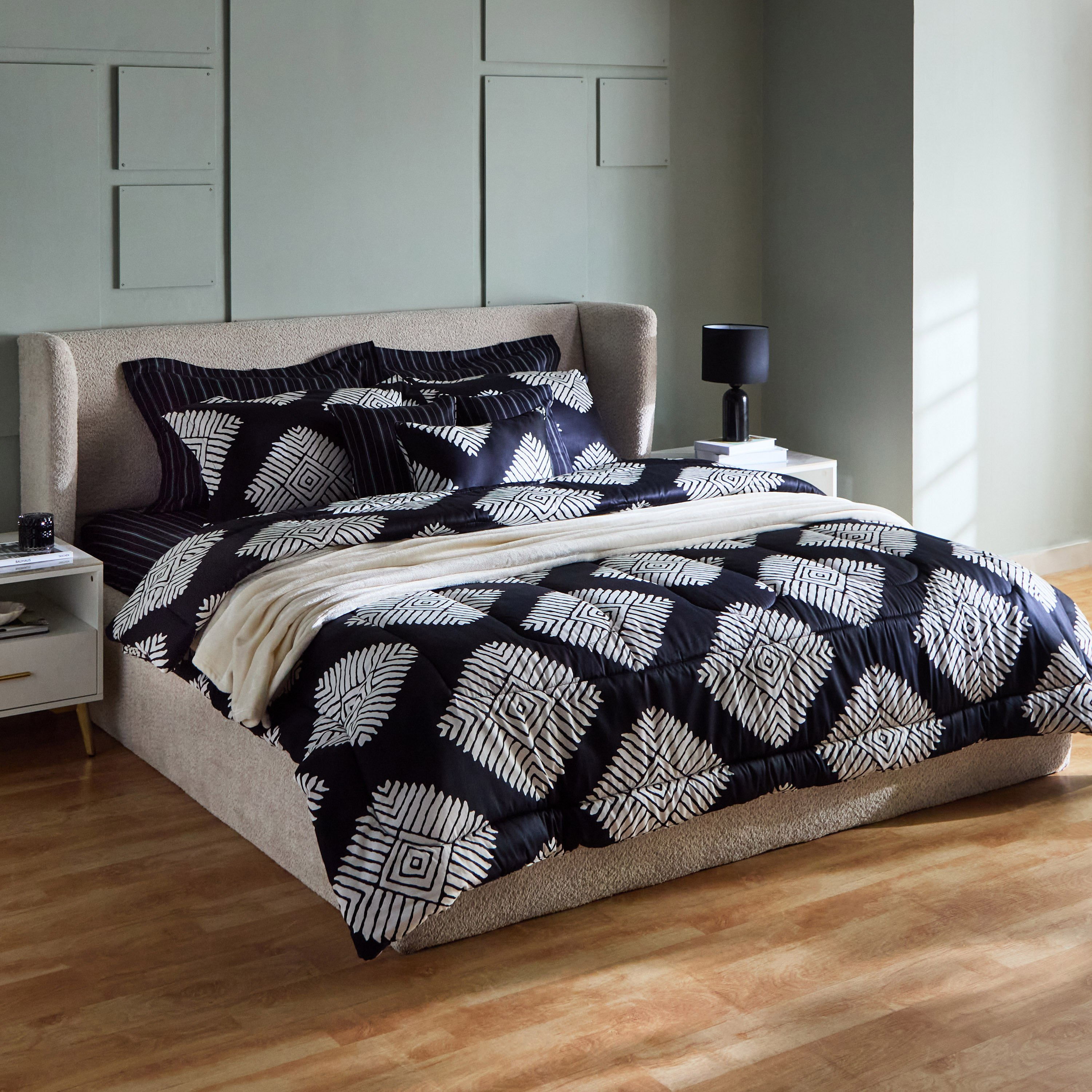 طقم لحاف سوبر كينج قطن بطبعات 9 قطع أرنو من هيوستن - 240x240 سم-hbxhomeware-hbxbedroom-image-12
