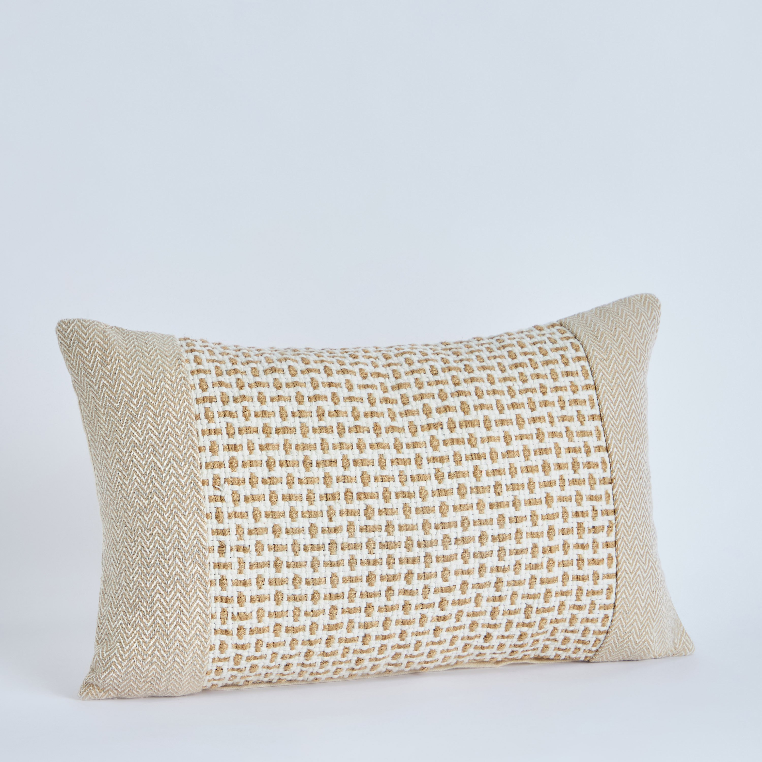 وسادة محشوة منسوجة جوت من تامبا- 30x50 سم-hbxhomeware-hbxbedroom-image-5