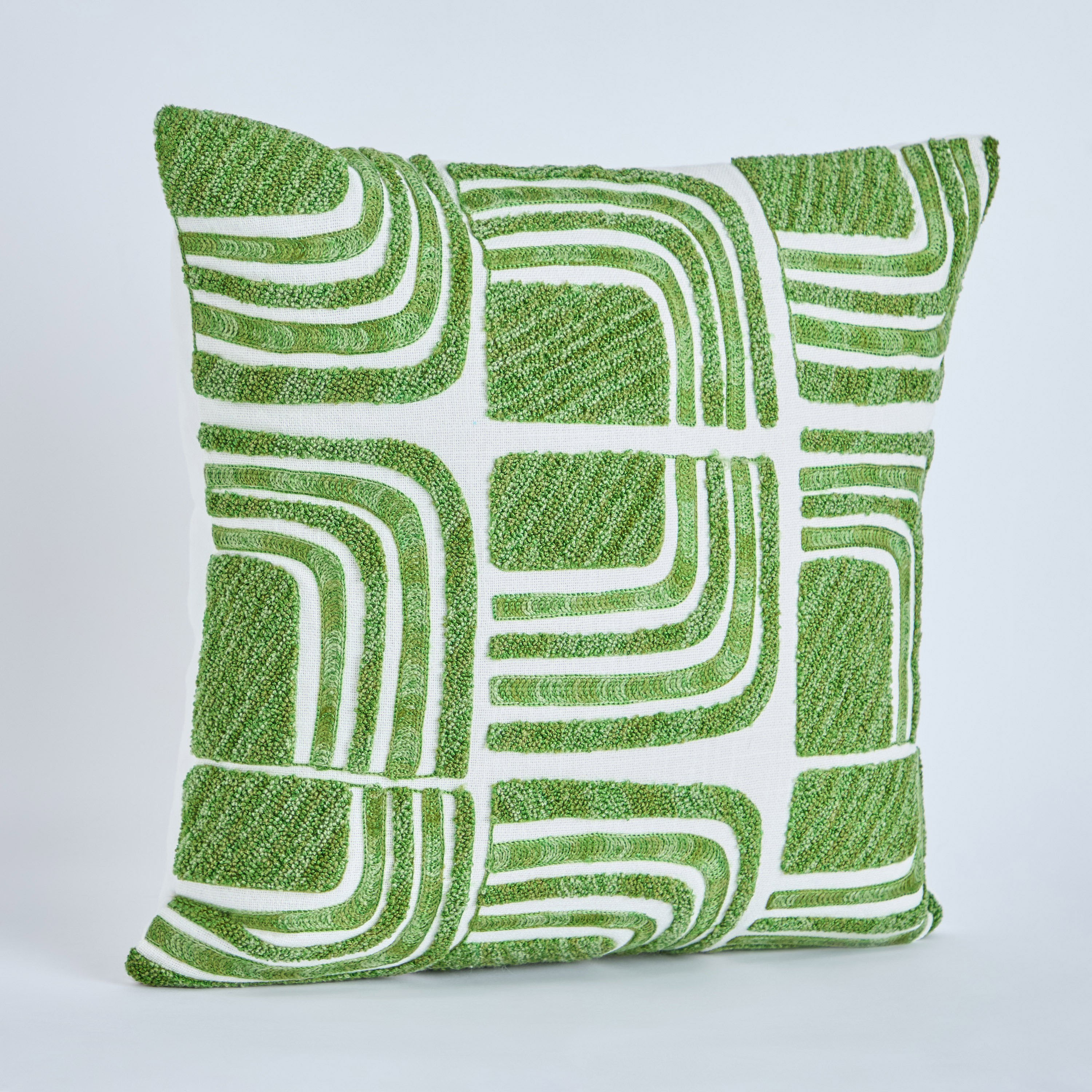 وسادة محشوة مطرزة شانيل من أويا- 45x45 سم-hbxhomeware-hbxbedroom-image-5
