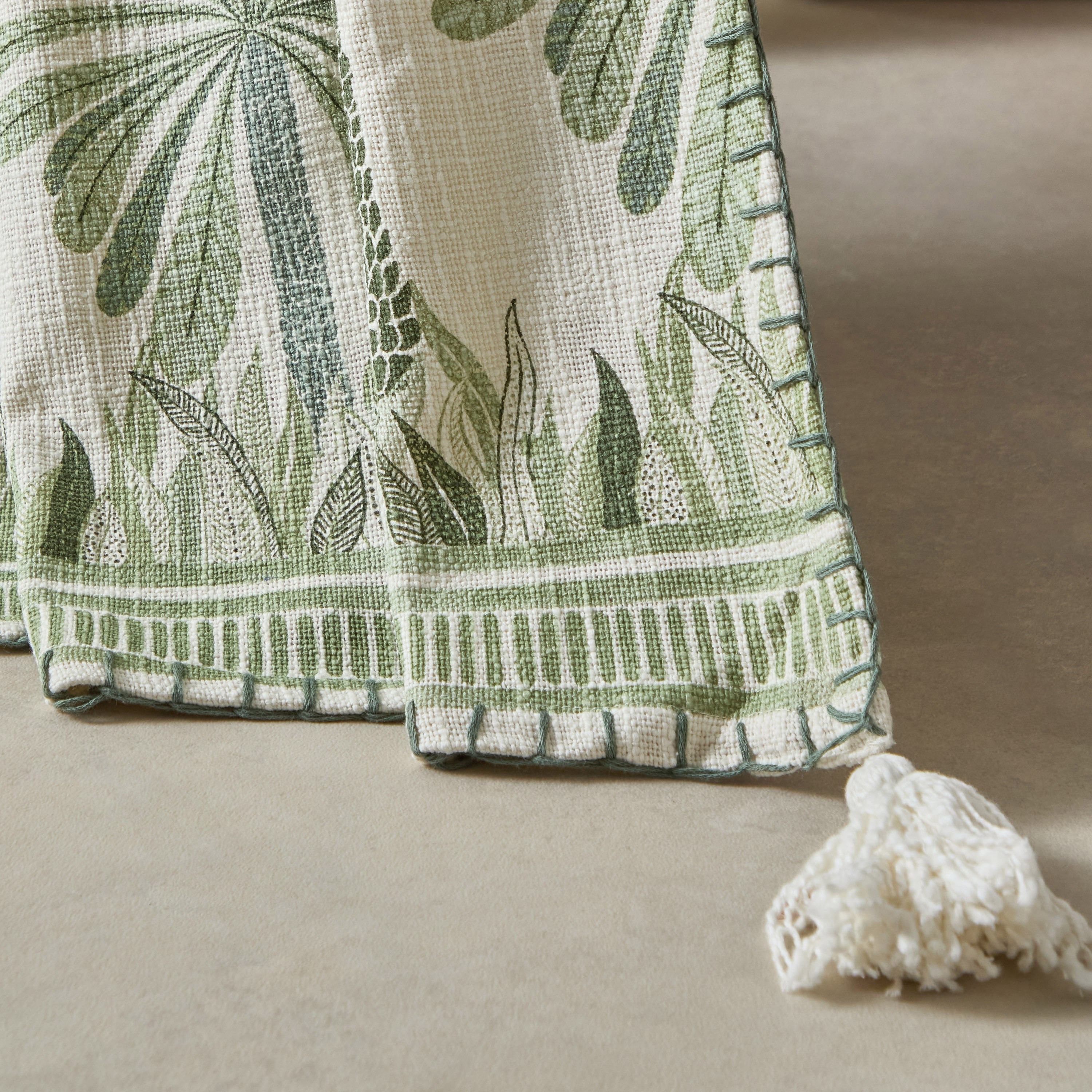 Cancun Palm Printed Slub Throw - 130x170 cm-hbxhomeware-hbxbedroom-image-2