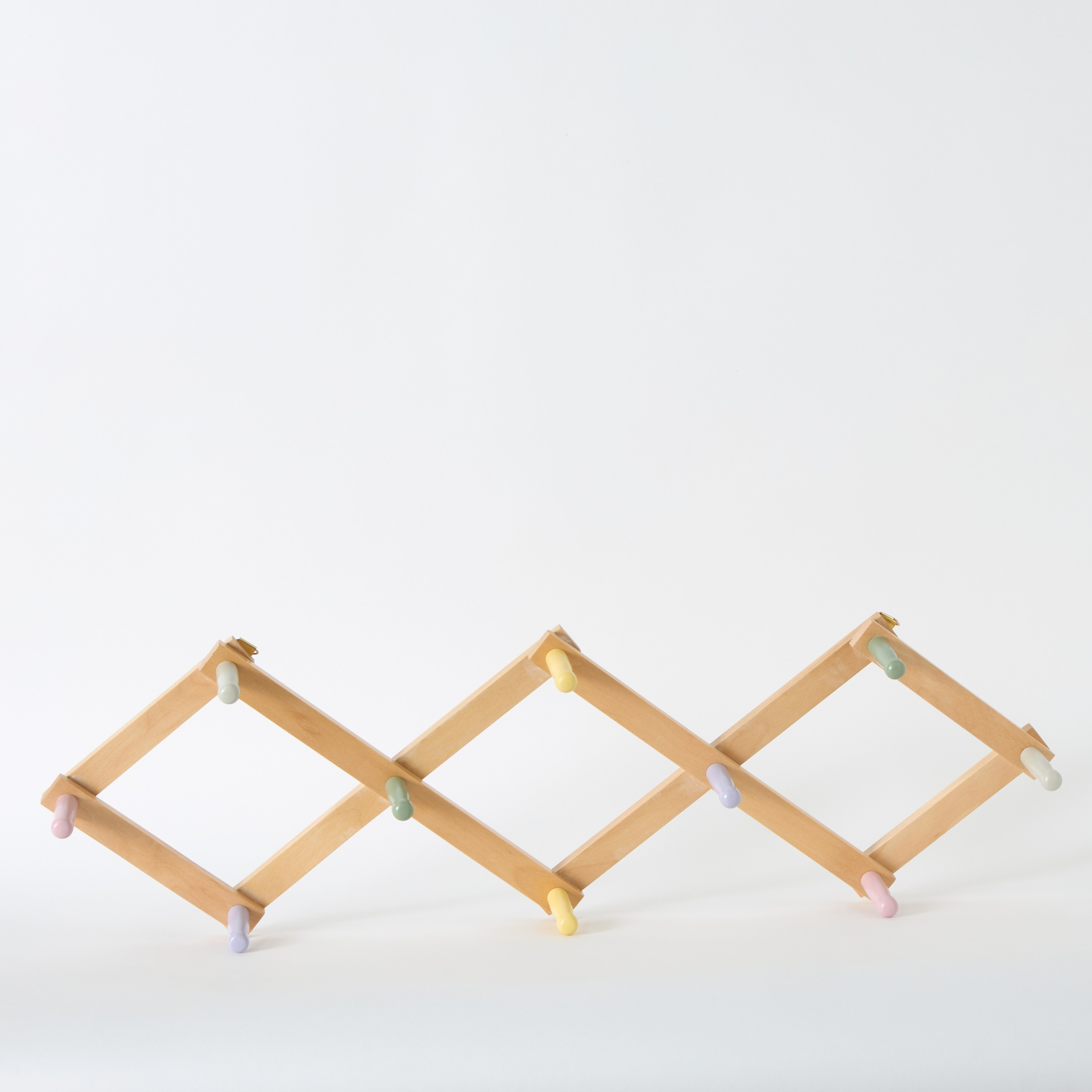 خطّاف حائط خشبي قابل للتمدد من كلوريت - 65x85x25 سم-hbxhomeware-hbxkidsandyouth-image-5